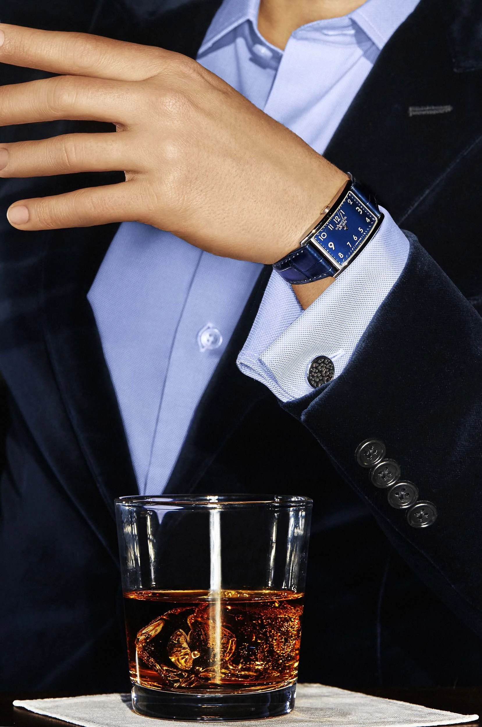 fine-jewelry-watches-editorial-advertorial-magazine-photography-set-design-47.JPG