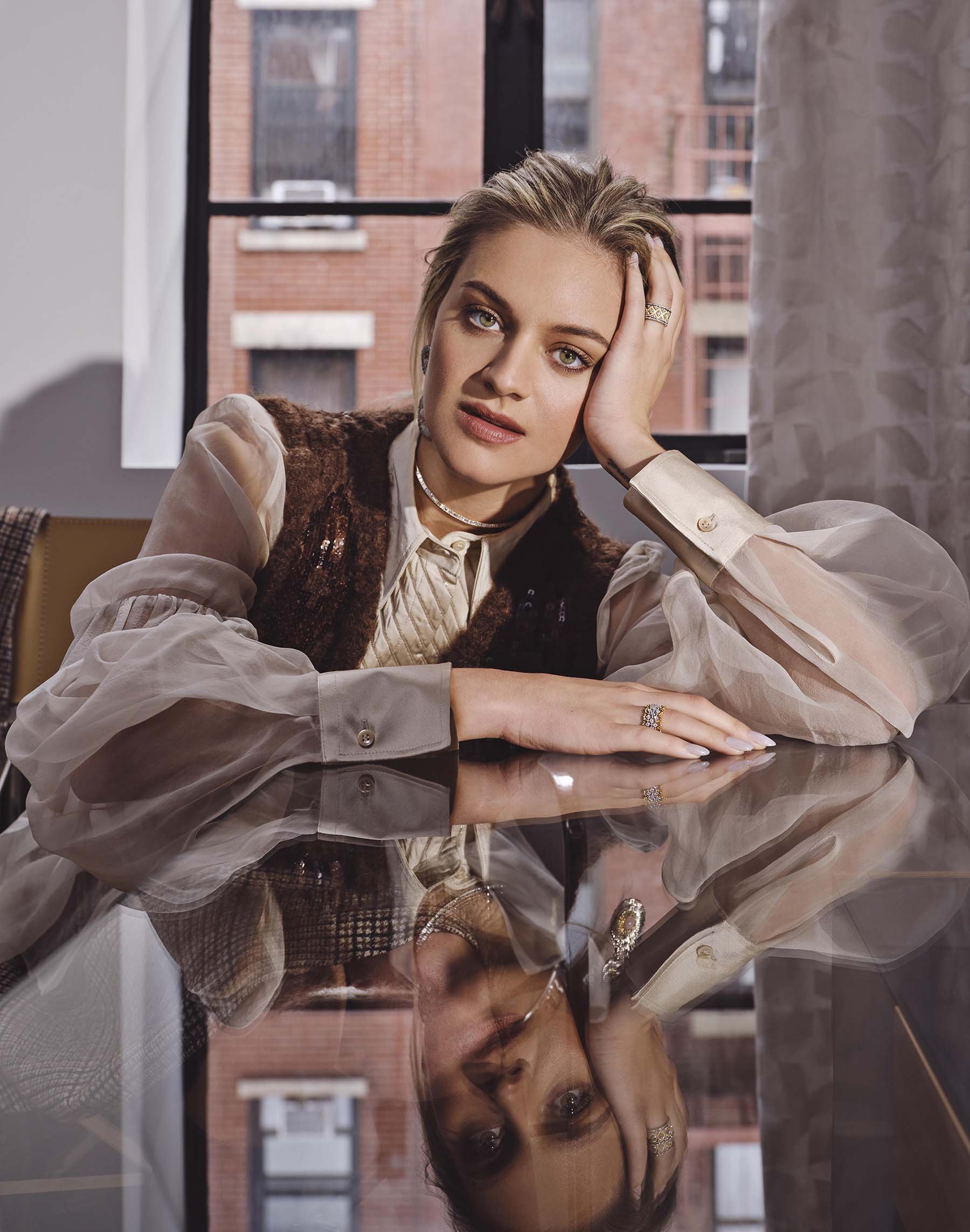 Kelsea-Ballerini-Fashion-Magazine-Shoot-Celebrity-09.JPG