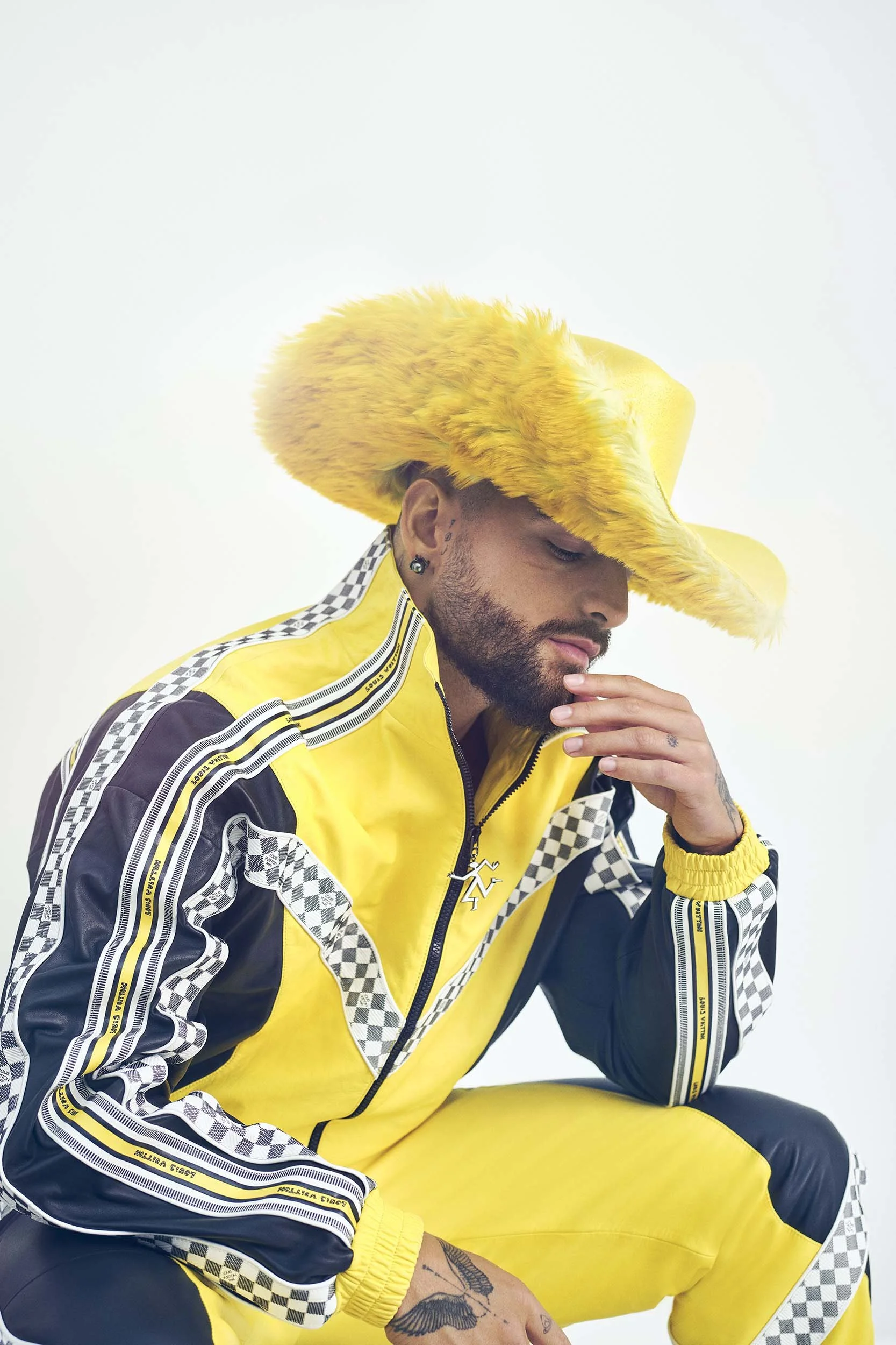 maluma-magazine-shoot-celebrity-fashion-editorial-portrait-05.JPG