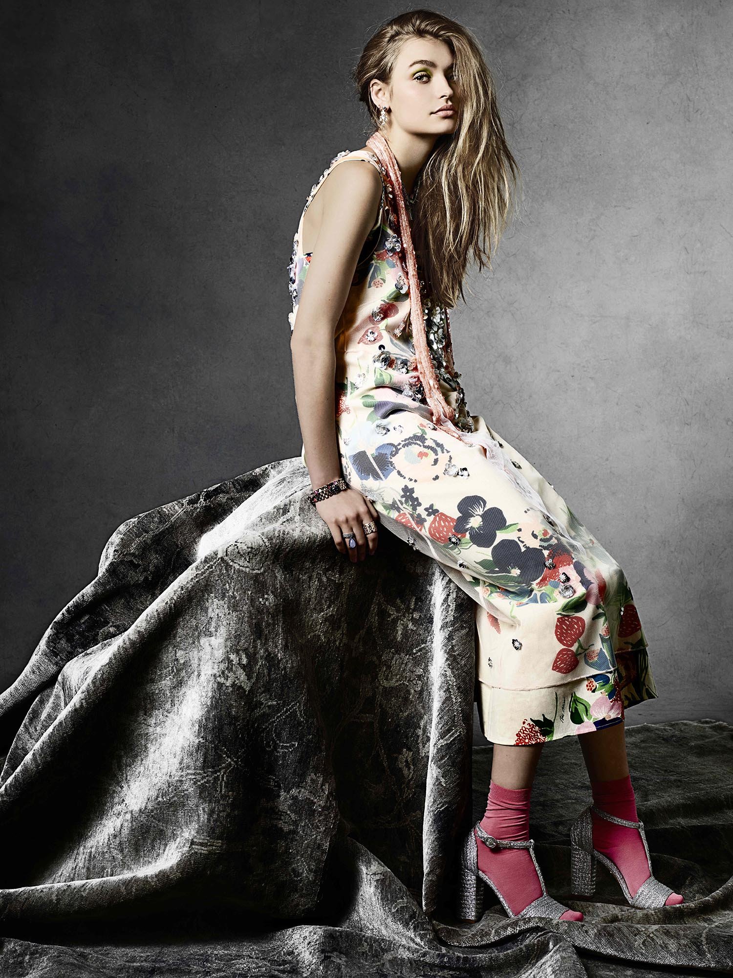 vintage-granny-chic-fashion-magazine-editorial-161.JPG