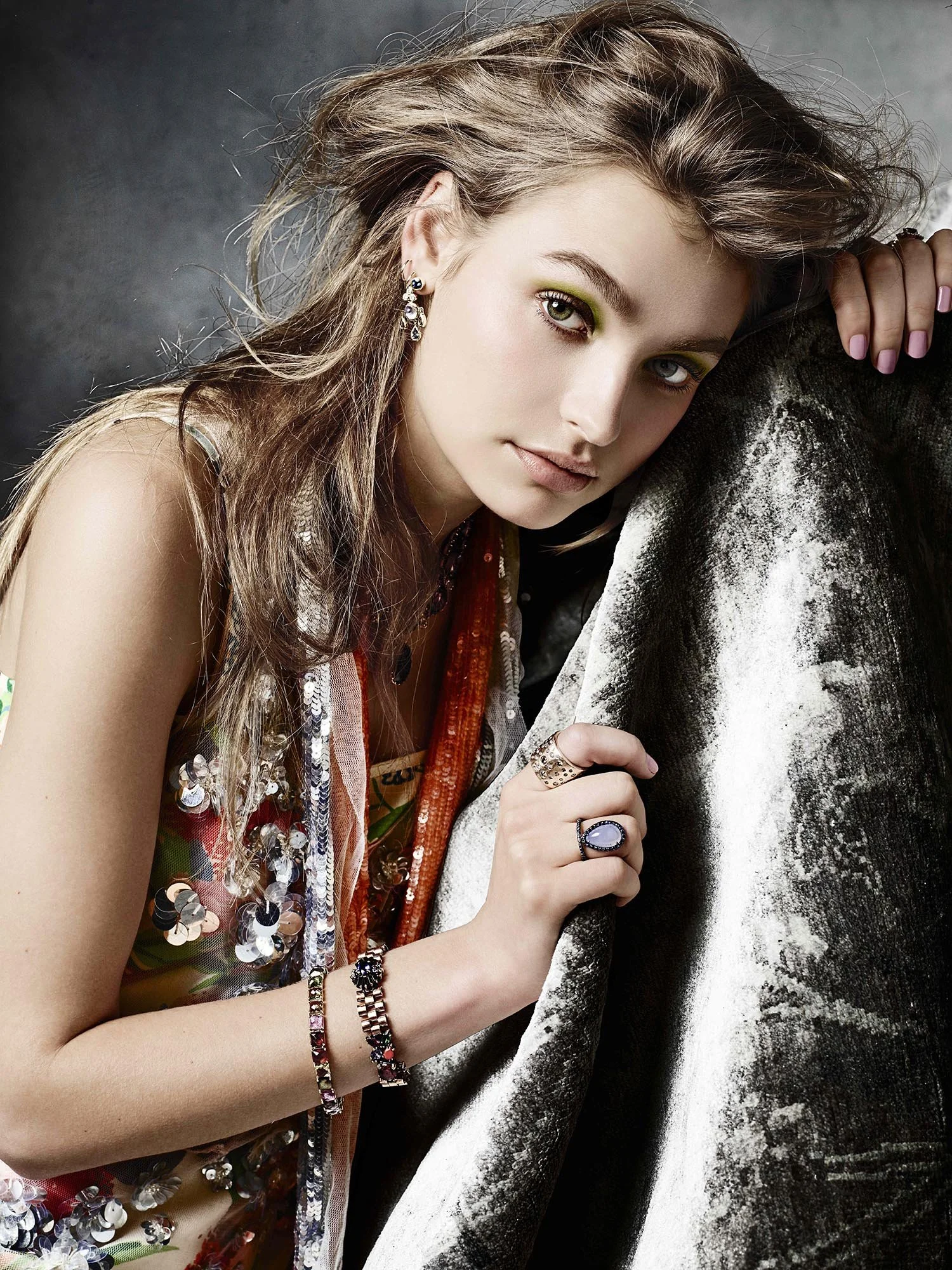 vintage-granny-chic-fashion-magazine-editorial-162.JPG