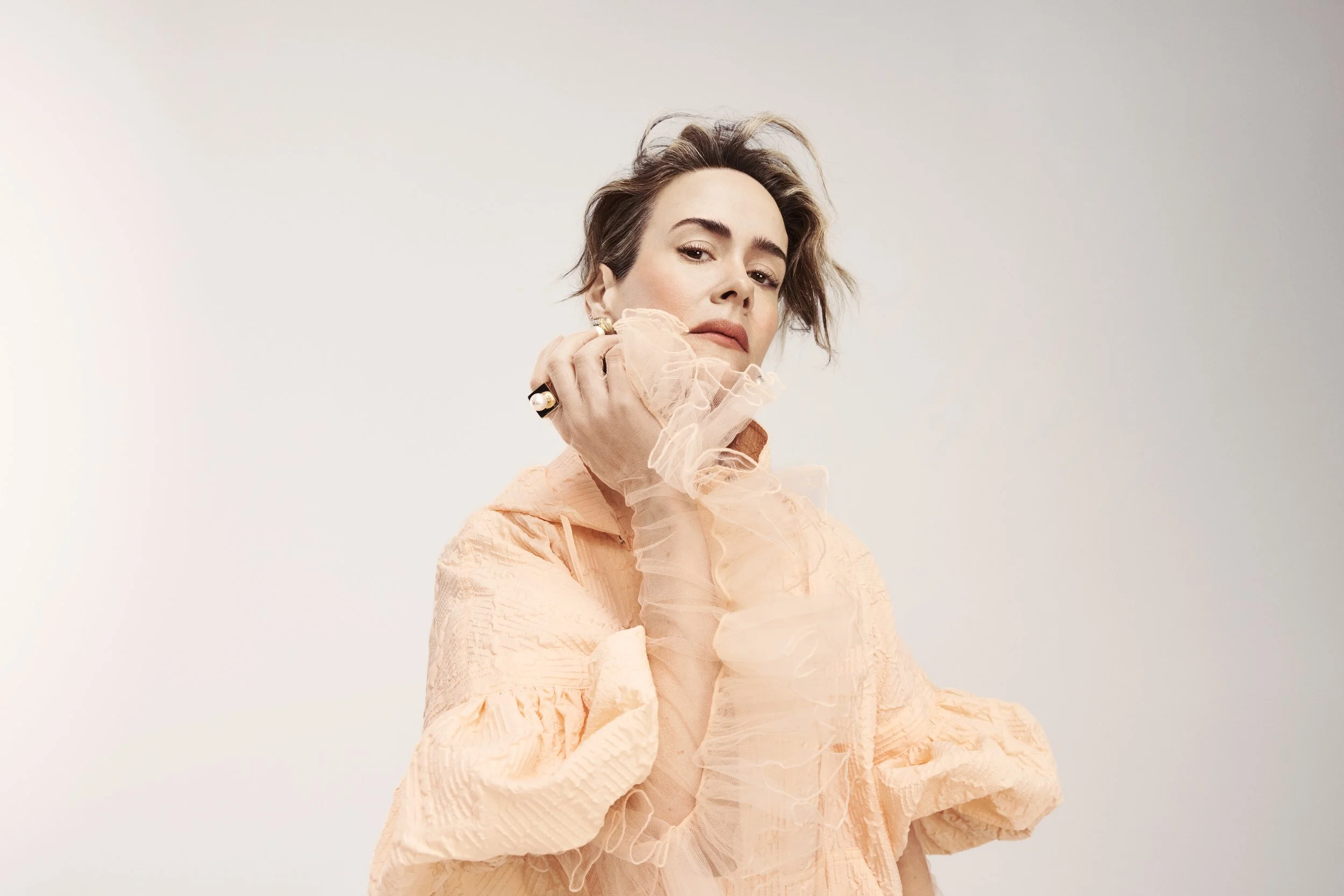 Sarah-Paulson-magazine-cover-editorial-fashion-shoot-04.JPG