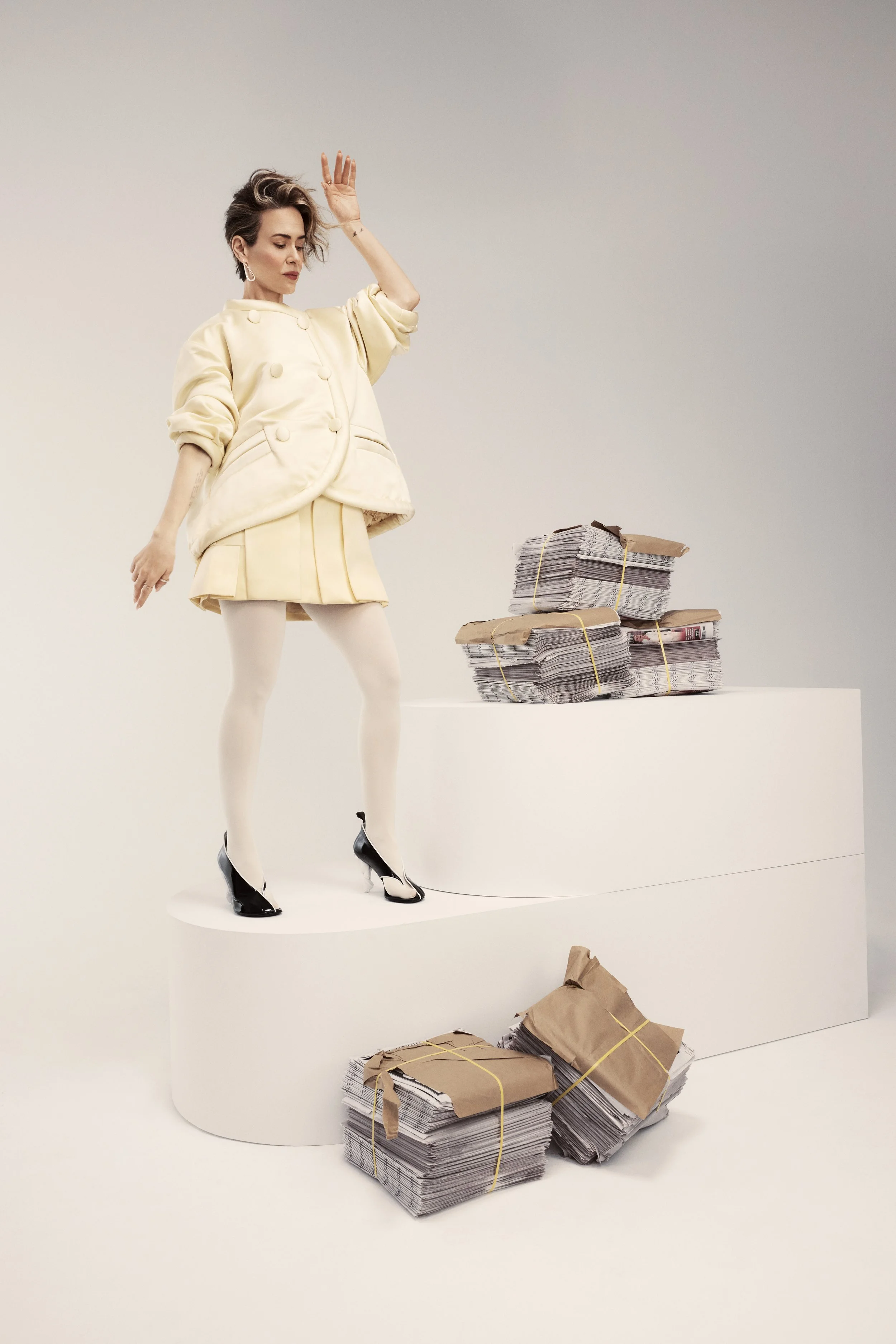 Sarah-Paulson-magazine-cover-editorial-fashion-shoot-10.JPG