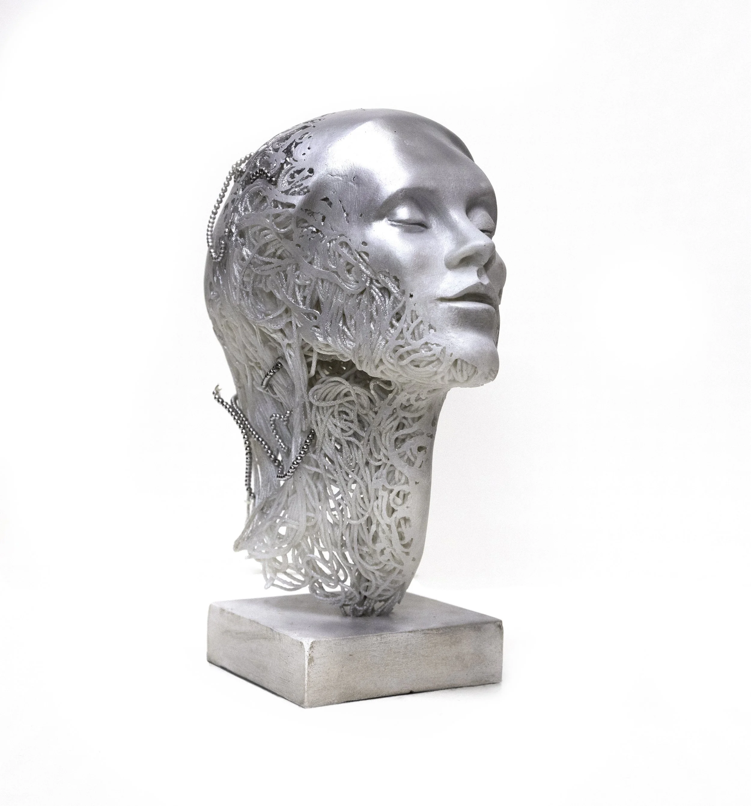 Jowita 13.38H x 7W x 10.23D