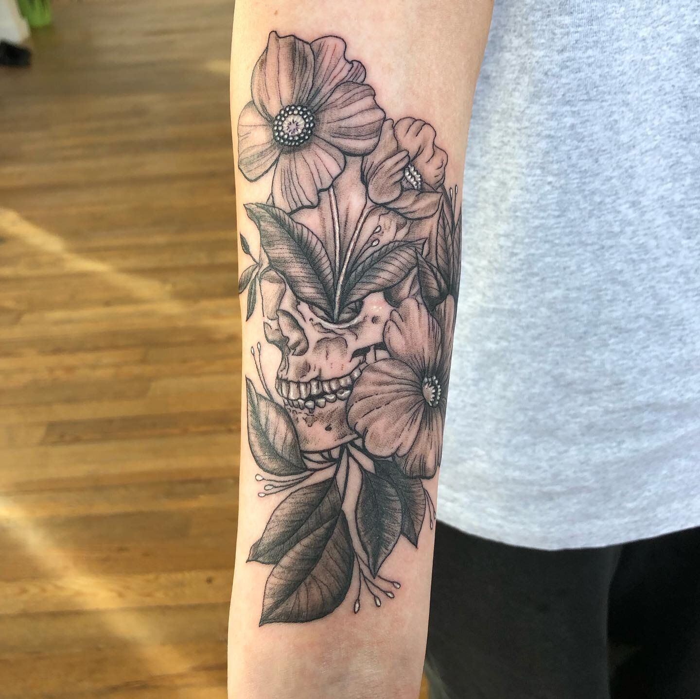 Fun skull and flowers from this morning.
