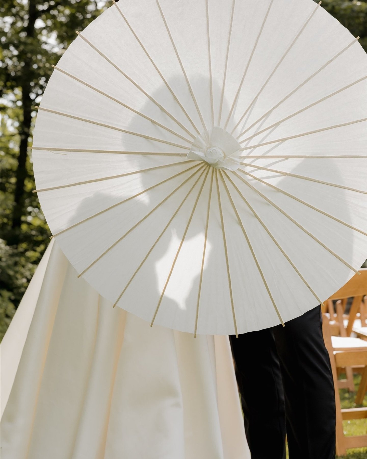 a true fairytale 🕊️

a little glimpse into Josh + Erin&rsquo;s stunning wedding day at the Groesbeck Estate. these two proved that true love is way stronger than any forecast (ie: 90 degree heat and a few cicadas) 🤍✨

venue: @cincynature @eventsatc