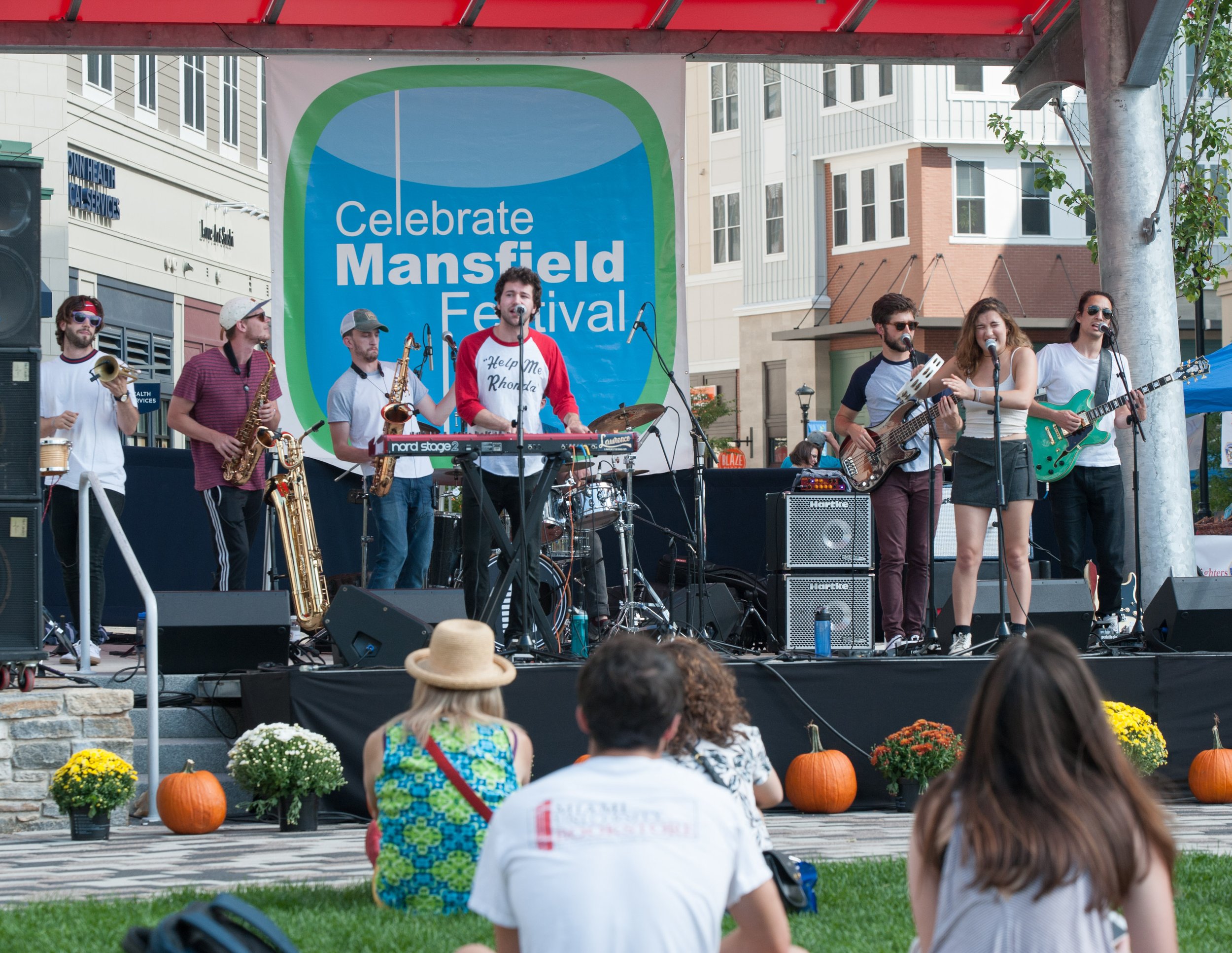 Festival_2017_BOVA_Lawrence_01.jpg