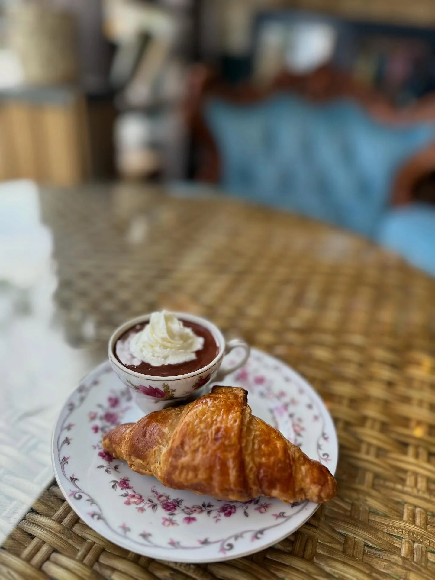 Happy Saturday and what a beautiful day it is!!! ☀️

We have some very exciting news!! 📣 Starting a new Saturday tradition of serving a petit croissant and sipping chocolate pairing!! 🥐☕️
Beginning today, every Saturday afternoon you can order the 