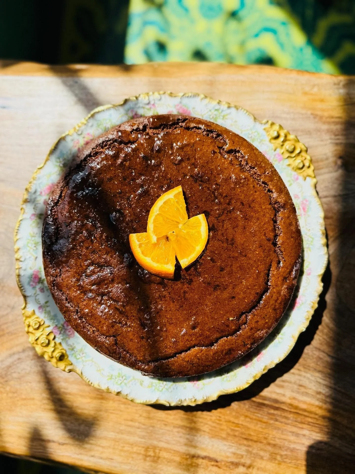 Saturday Salutations!!! ☀️ 
What a stunning day out there!! 

Highlights today are the Orange Blossom Cake, which is GLUTEN FREE &amp; VEGAN, our delicious Tiramisu, Blueberry Streusel Muffin, Croissant Bread Pudding, and a nee Savory pastry with mus