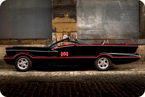 000538a&b 1966 Batmobile.jpg