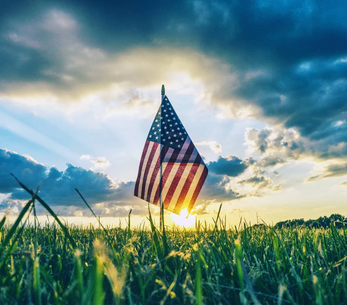 Today is day to remember the brave men and women who gave their lives for our country. We are eternally grateful.
.
.
.
.
.
#memorialday #happymemorialday #veterans #america #usa #military