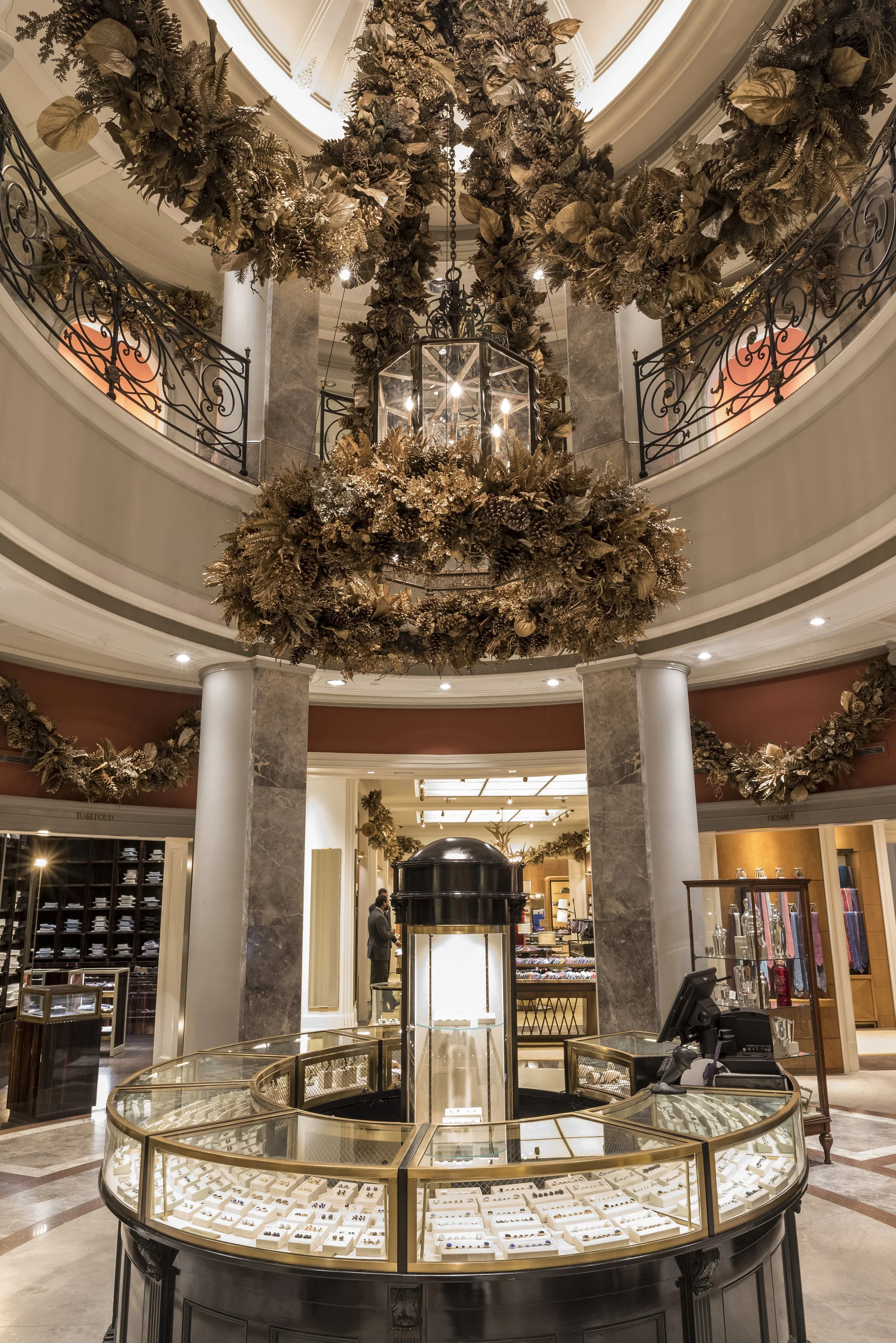 A_Christmas_Bergdorf's00012.jpg