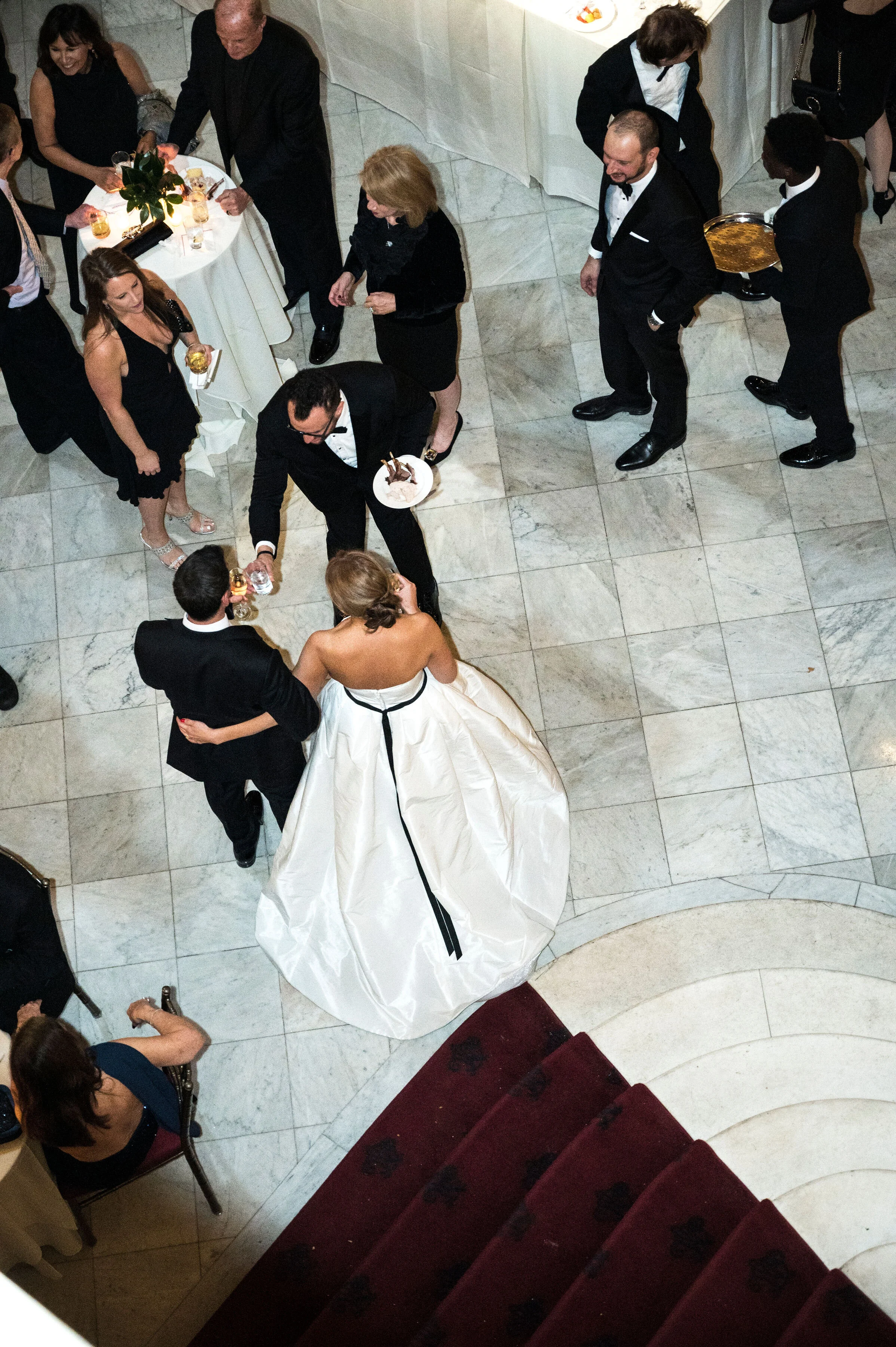 E_grandstaircase_cocktails00322.jpg