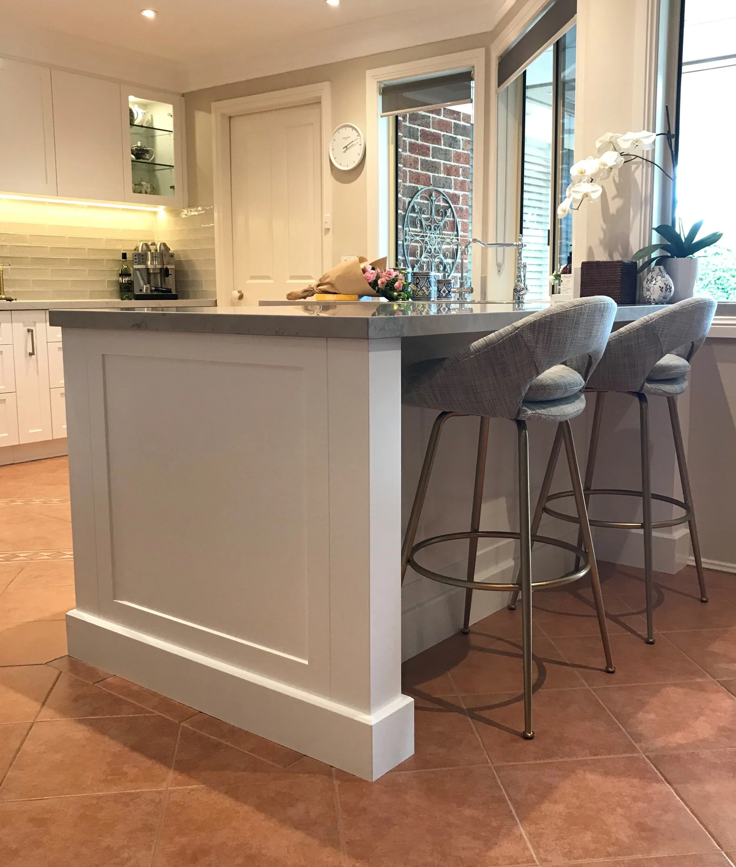 Gonzales Bar stool IMG_1530.JPG