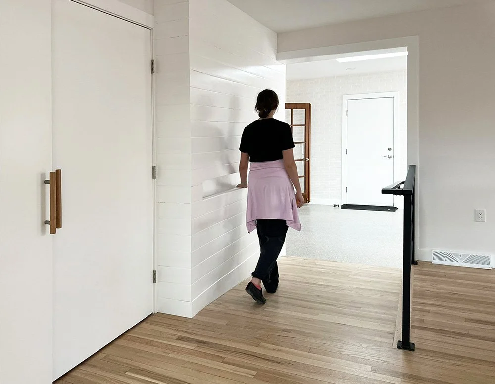 The 4 foot wide ramp from the dining room to the breezeway has both a recessed handrail and regular handrail. 