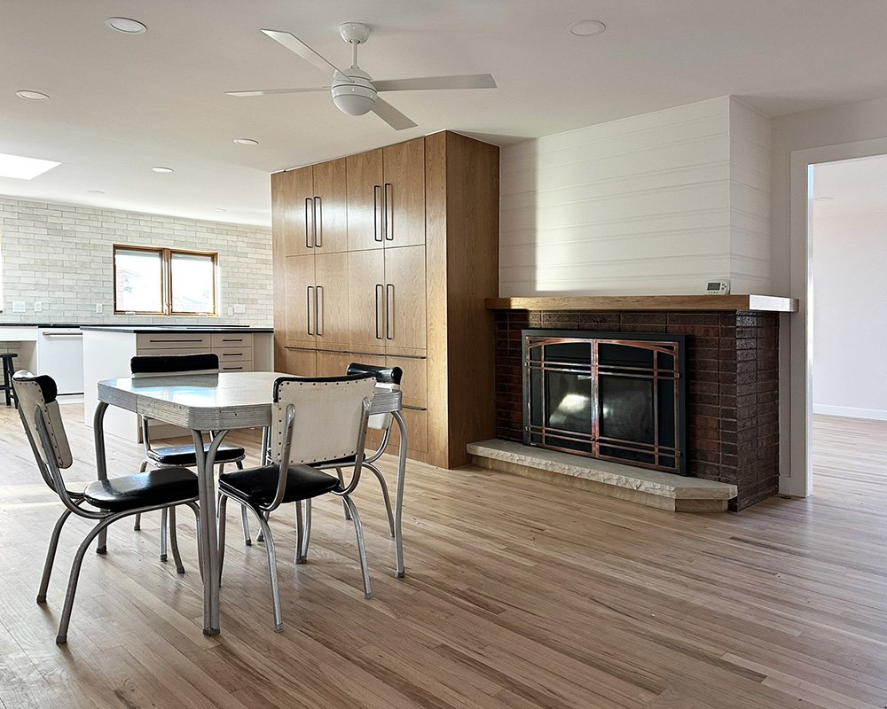 View of the dining area from the ramp.