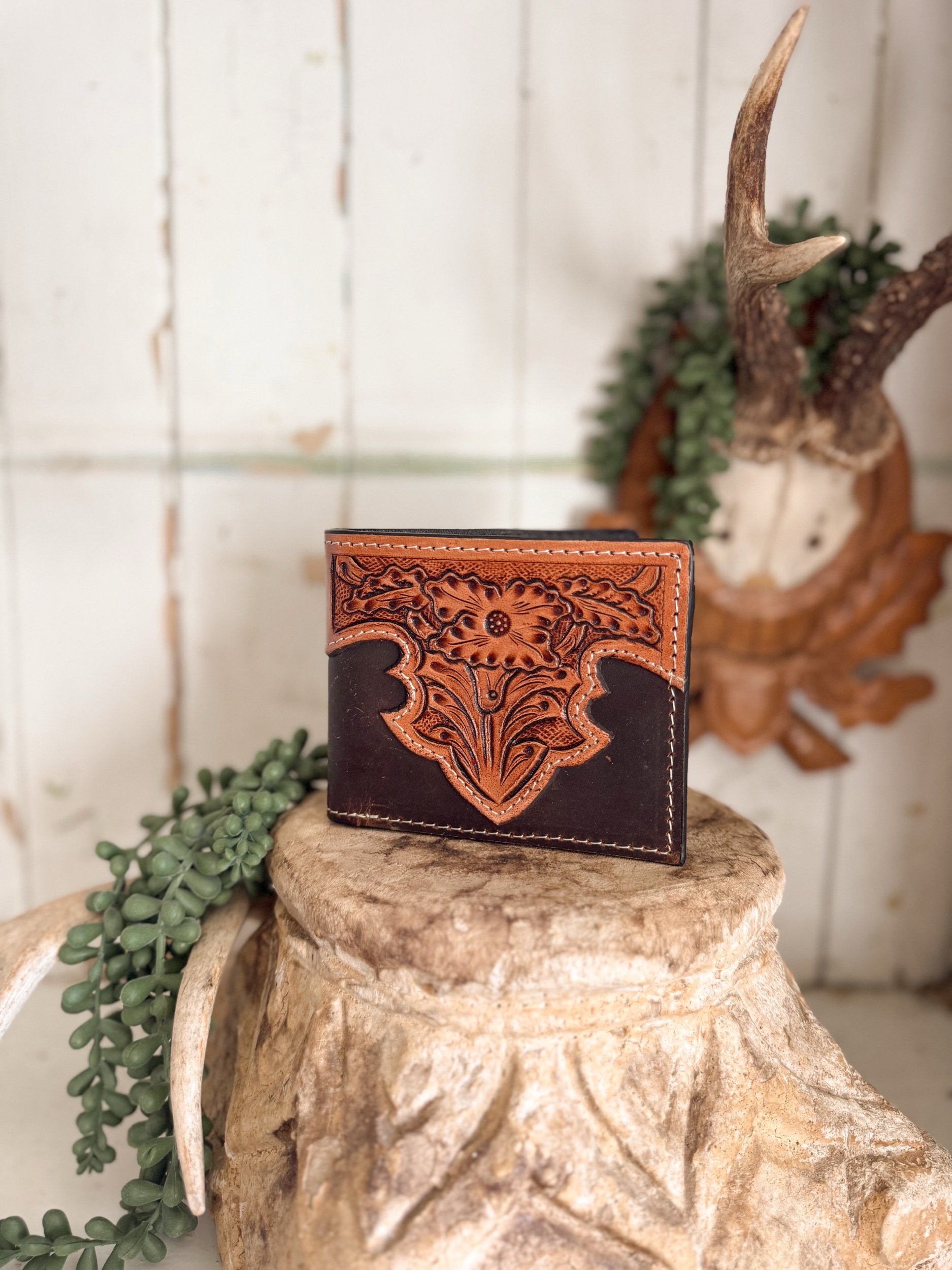Mens Tooled/ Buffalo Leather Wallet
