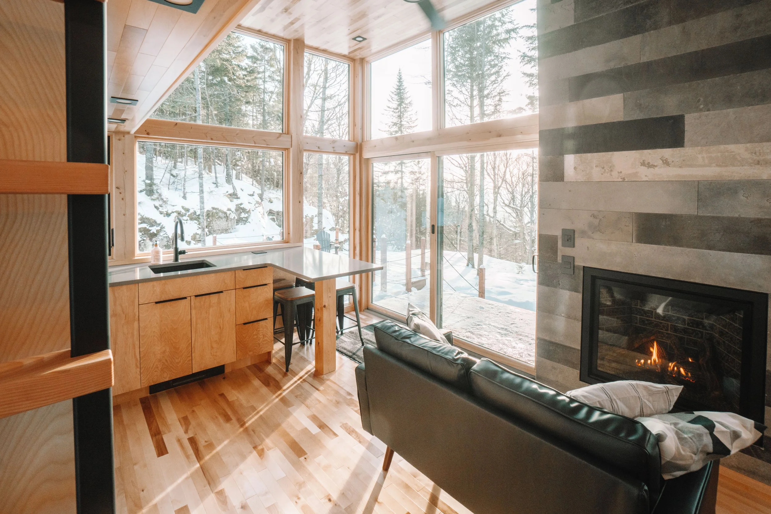 Le Camp Domaine Maelström LacBeauport, QC — Best Airbnb Canada
