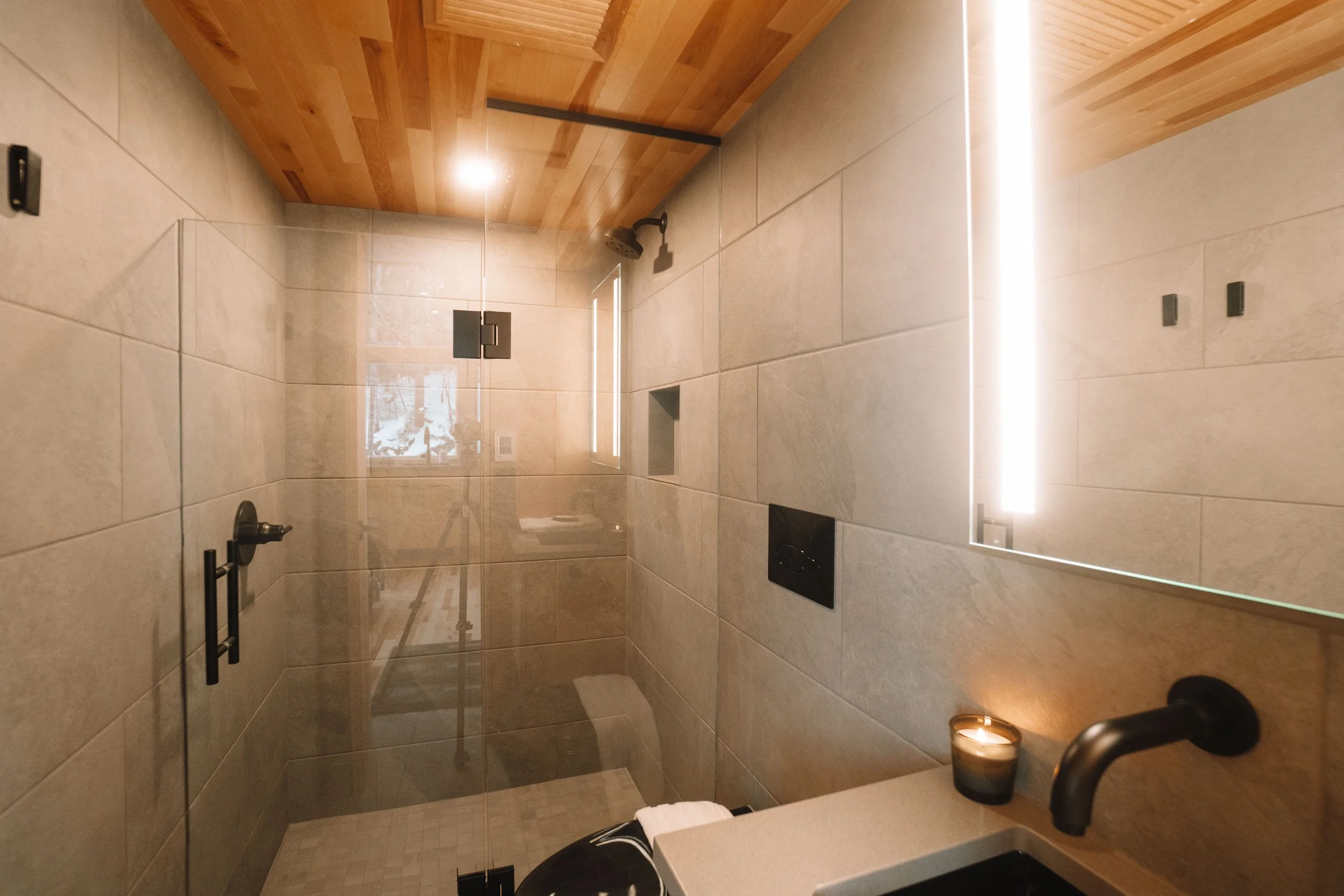 Le Camp Domaine Maelström LacBeauport, QC — Best Airbnb Canada