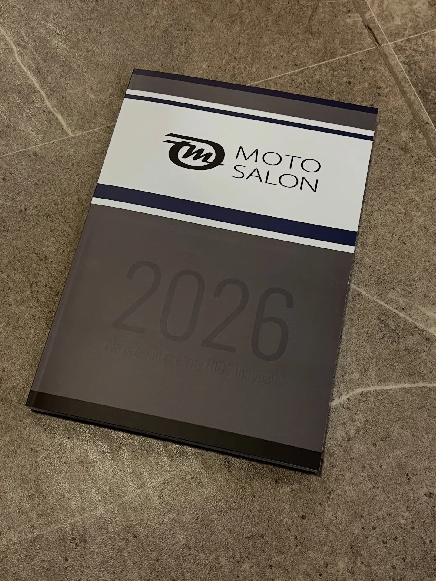 2026 MOTOSALONカタログ完成📘

東京モーターサイクルショーにて配布します！

【数量限定】のためお早めに。

WEBでもPDFカタログ公開中👇

https://www.motosalon-oka-webshop.com