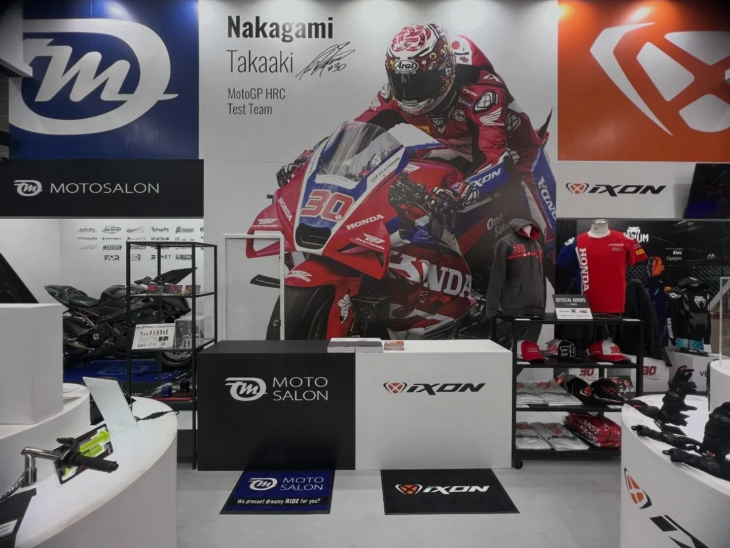東京モーターサイクルショー

＼本日最終日🔥／

いよいよラスト！

MOTOSALON &amp; IXON
ぜひブースへお立ち寄りください👍