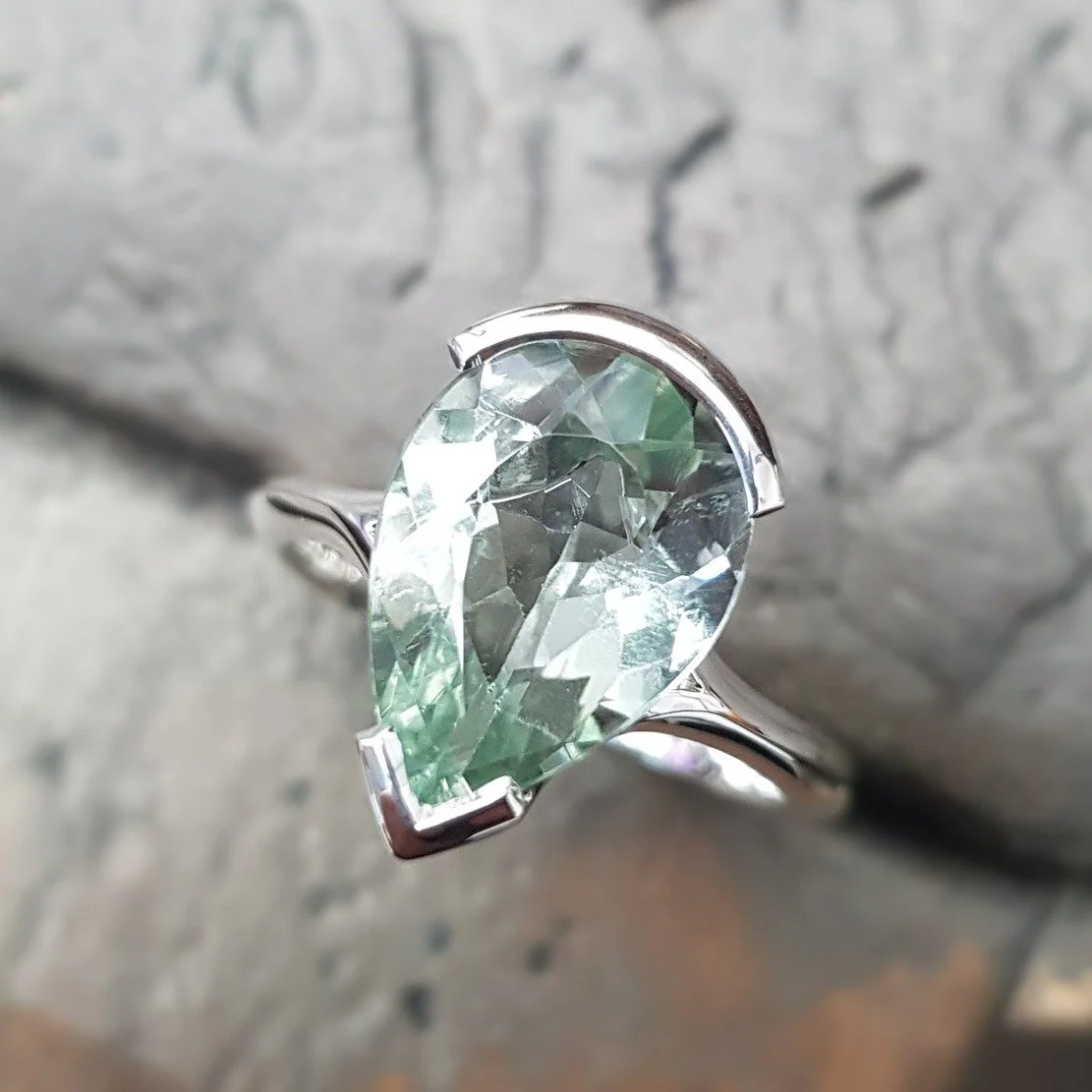 As promised - just out of the workshop from their final polish - here are the other two elongated pear bubble rings. They couldn't be more different from each other - a dreamy pale green amethyst and a deep black onyx. Both set in sterling silver and