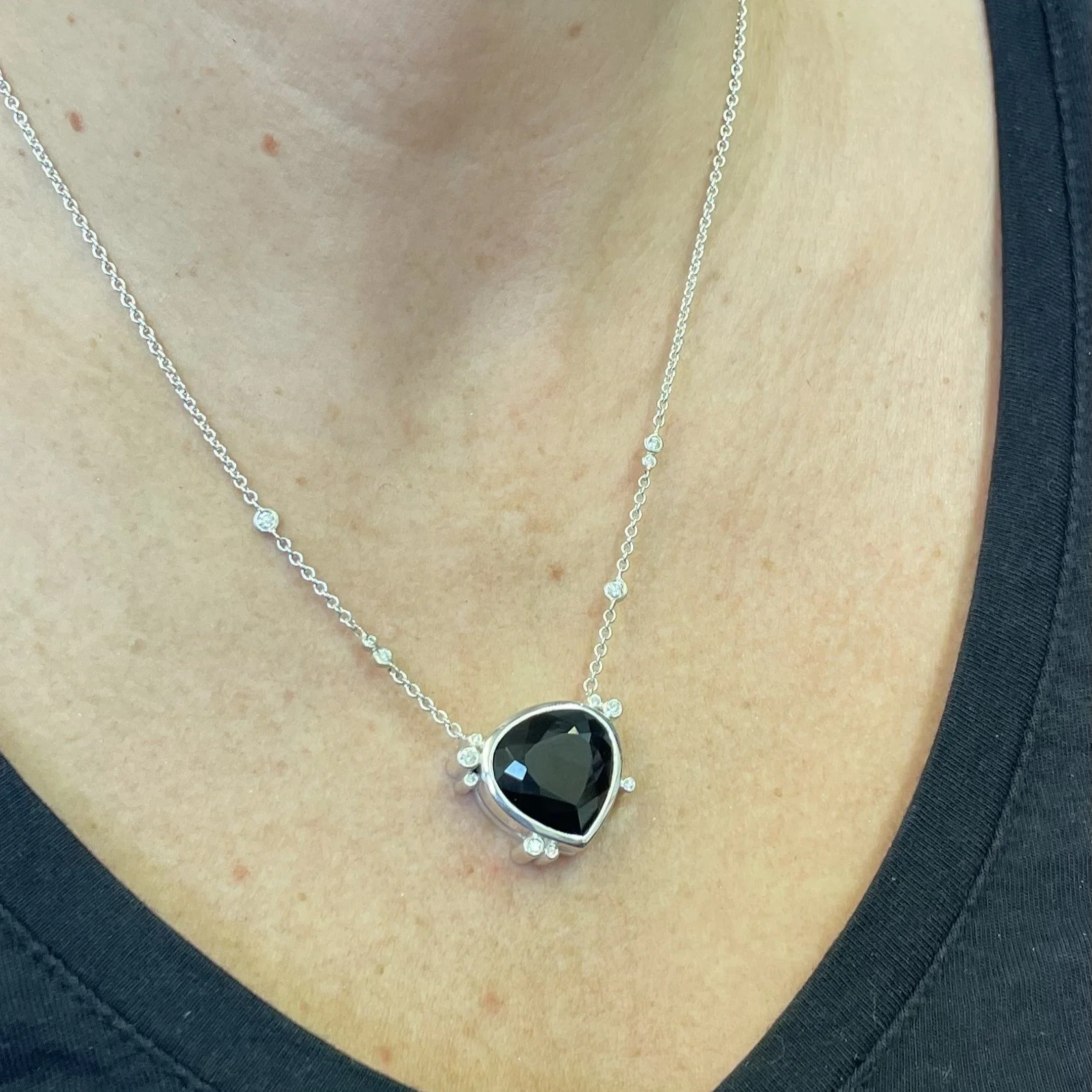 Onyx Pear Bubbles Pendant 5.jpg