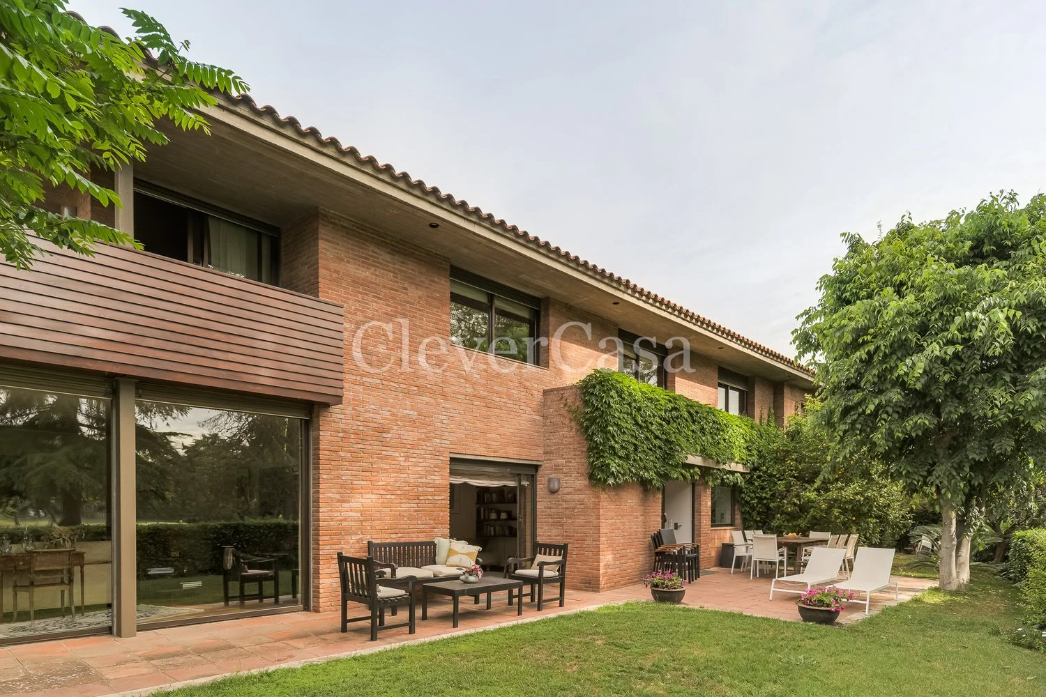 2023-05-09_Villa_29_Sant_Cugat_del_Valles_06.jpg