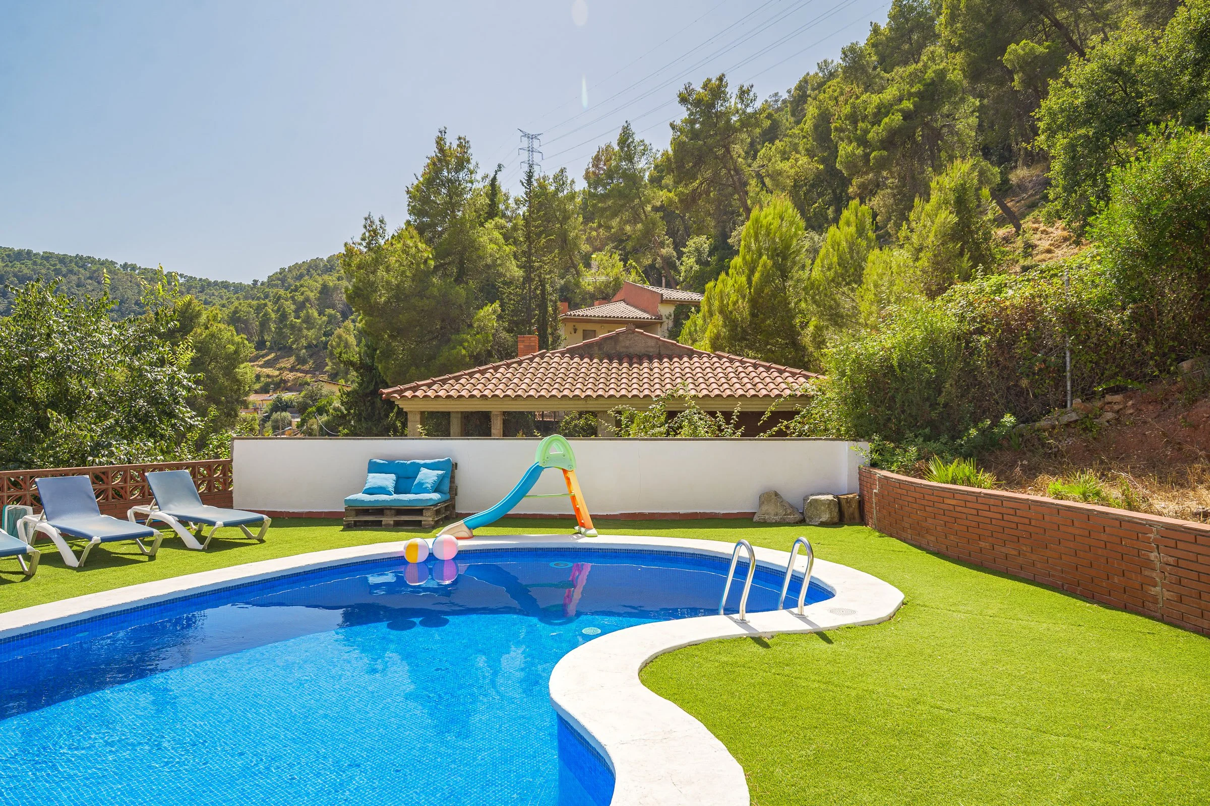 2026-08-11_Avinguda_Quarta_20_Torrelles_de_Llobregat_55.jpg