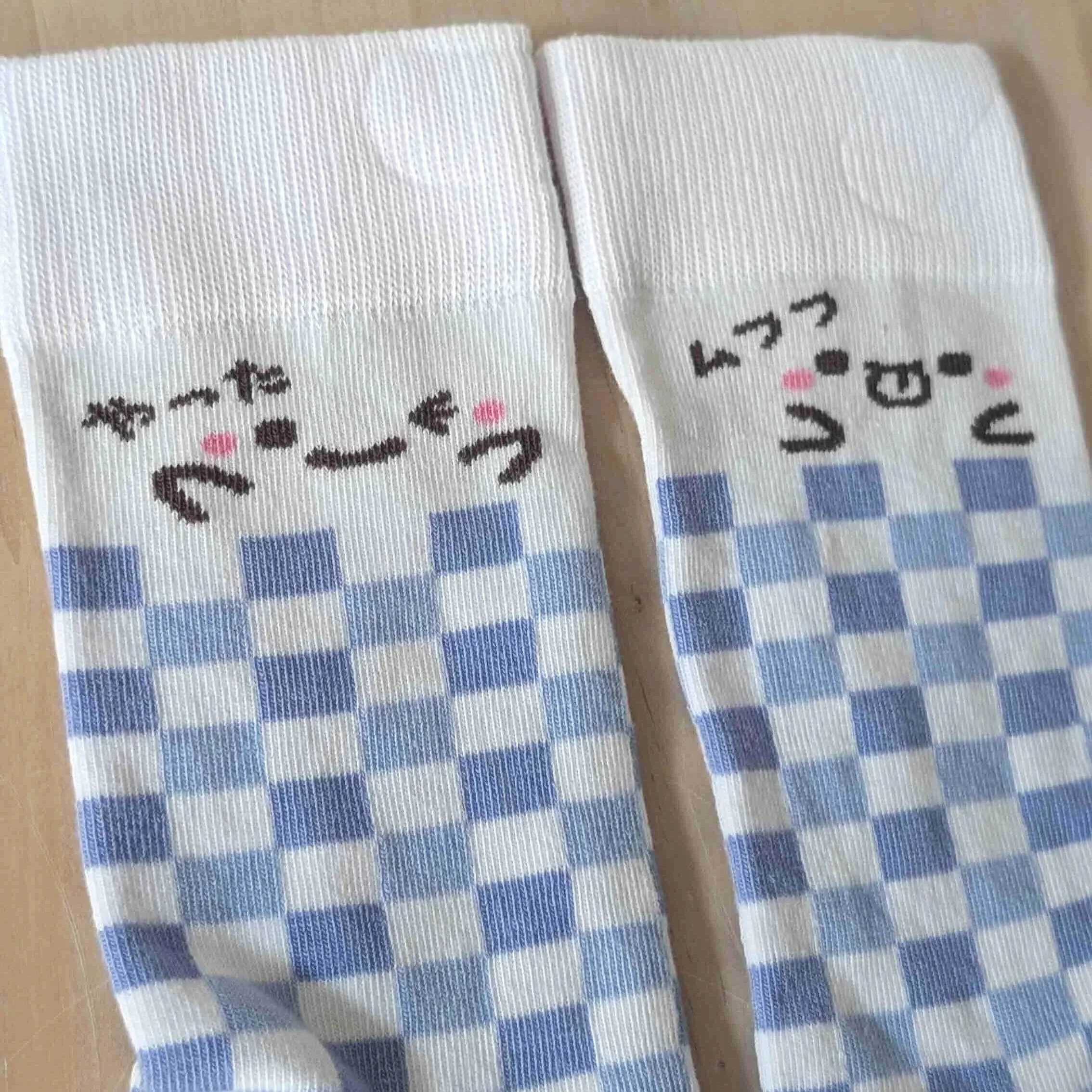 chaussettes+damier+1.jpg