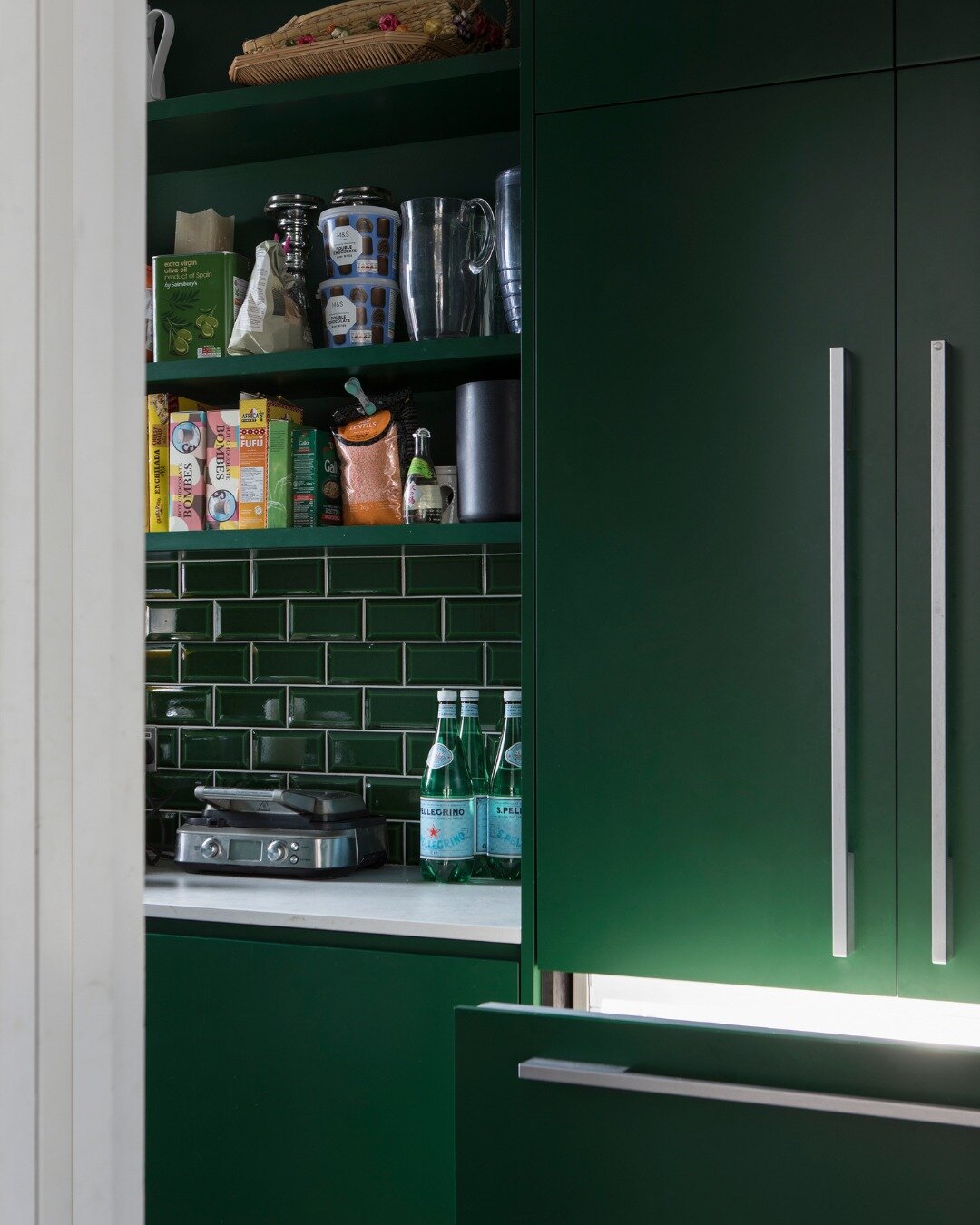K I T C H E N  P A N T R Y 

A welcoming luxury addition to any kitchen is the Kitchen Pantry 🤍

The first image depicts cleverly integrated units with a backless tall cupboard which houses the fridge freezer. Top doors above feature soft close 'pus
