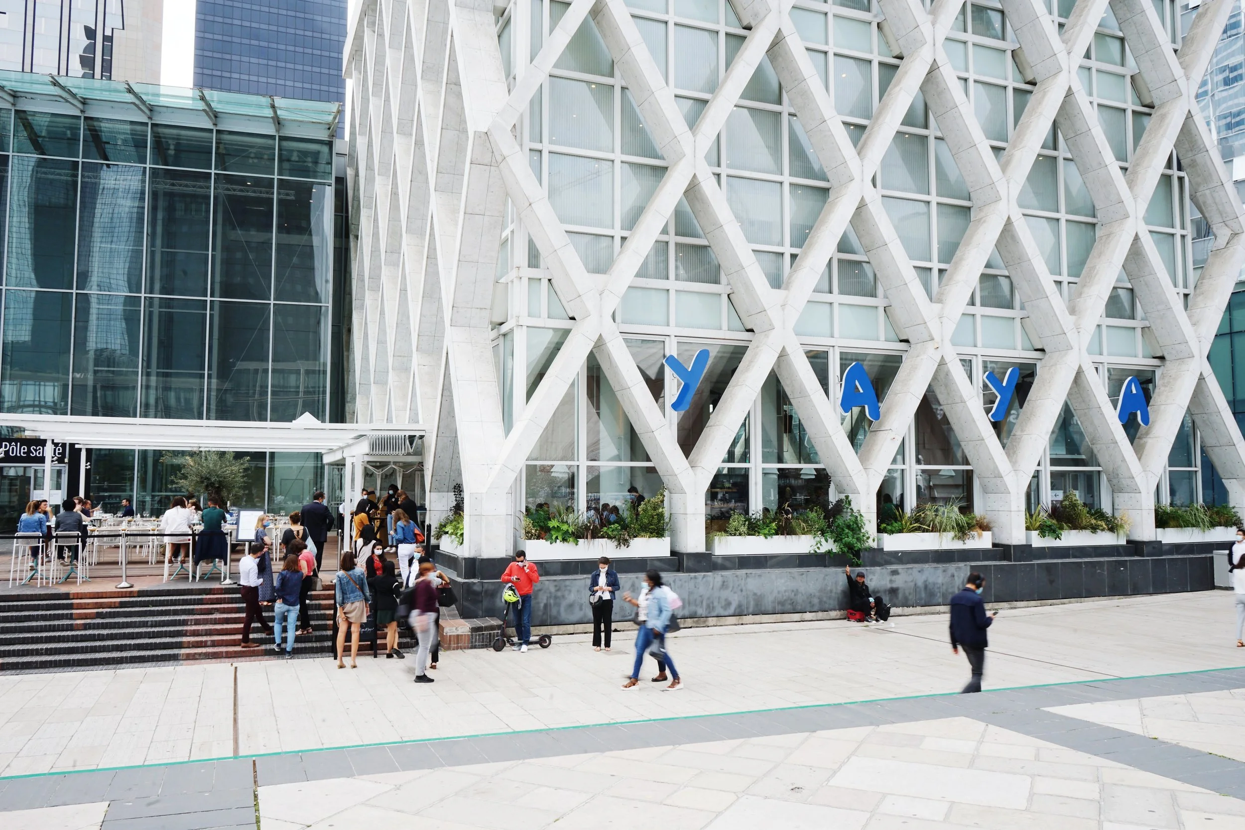 Yaya La Défense - 93 sur 200.jpeg