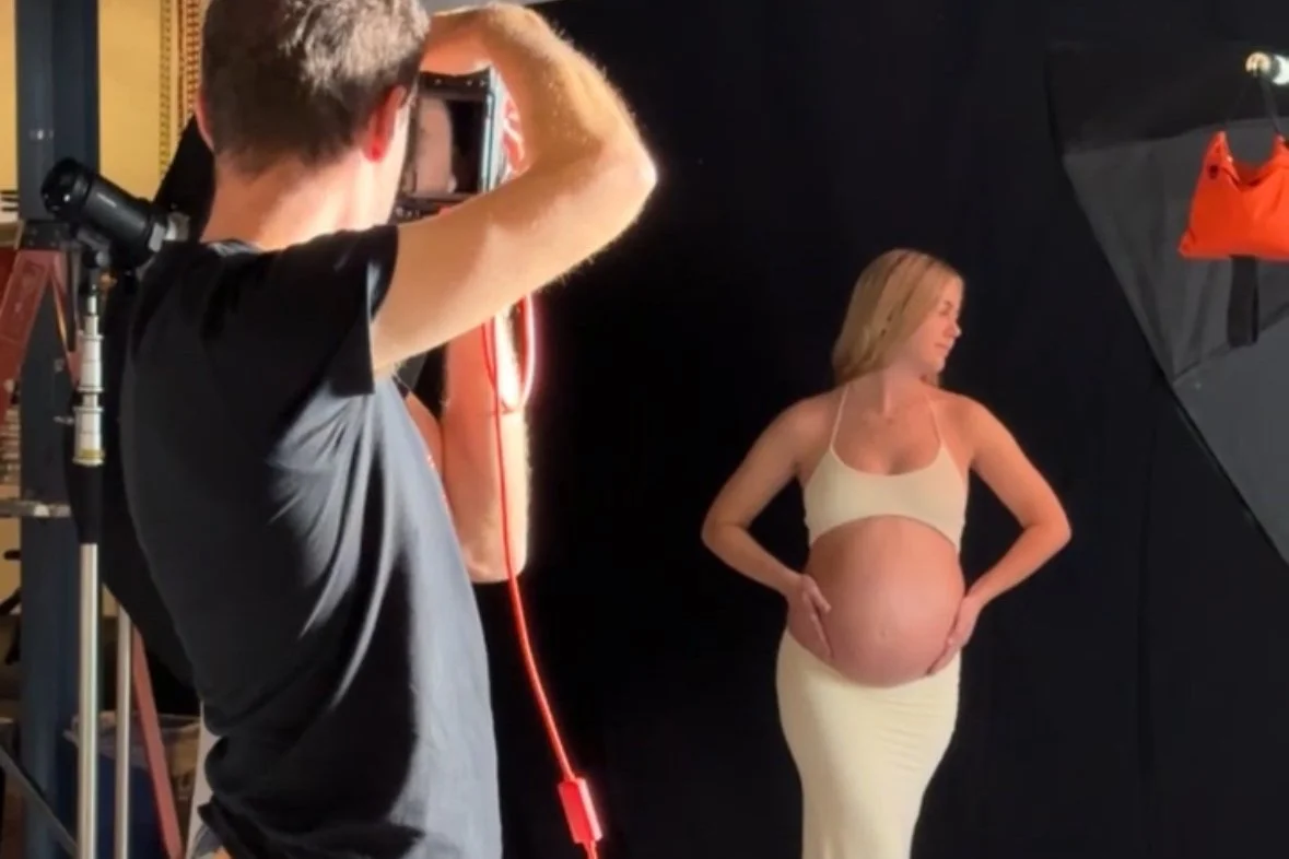 maternity-studio-session-bts