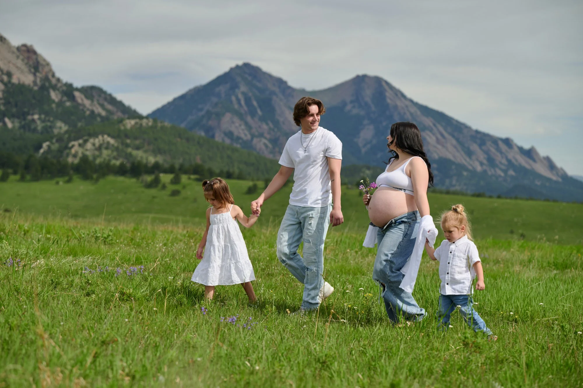 BreannaBarrsMaternity-250602-0597.jpg