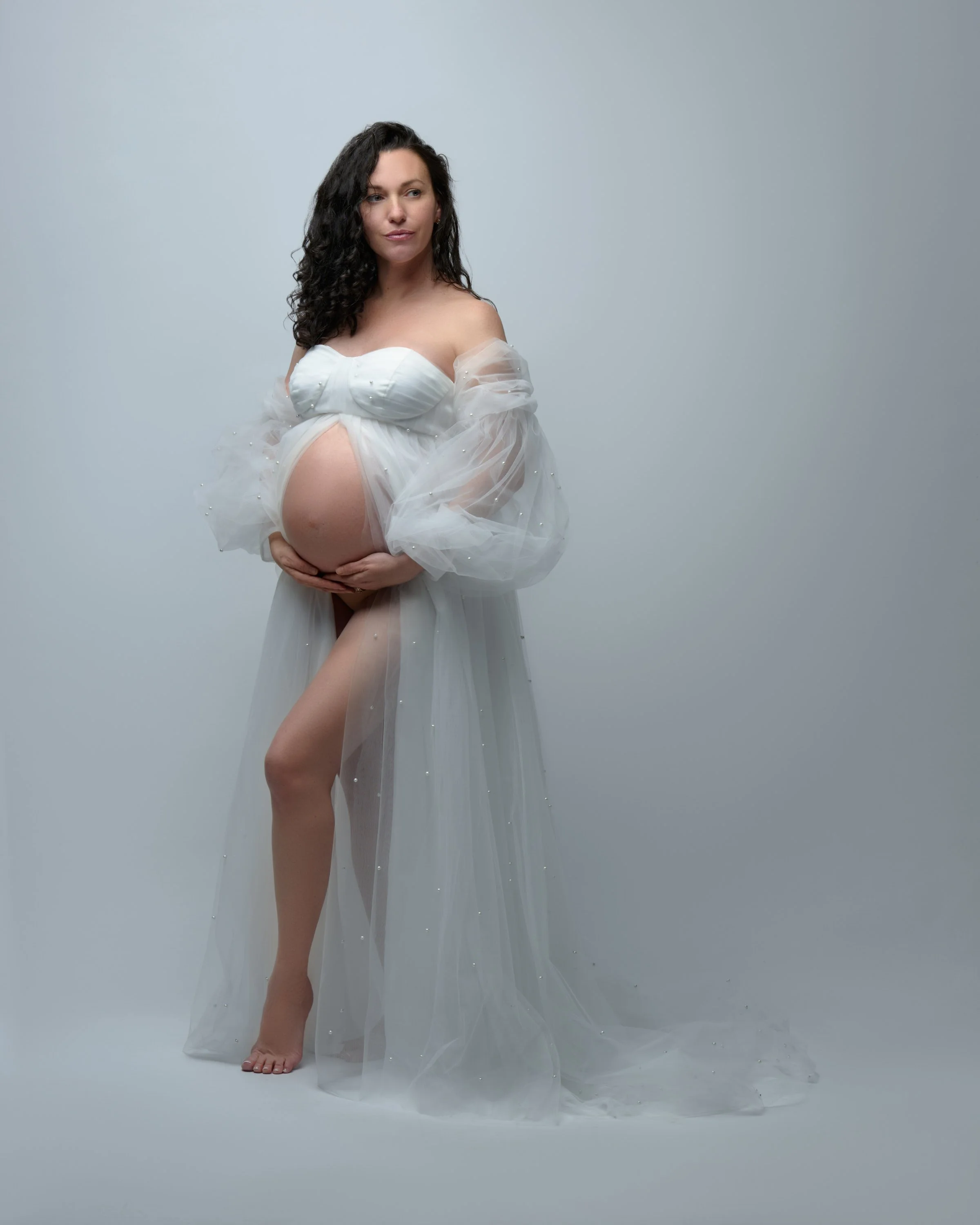 studio-maternity-photo-white-pearl-gown-boulder-colorado.jpg
