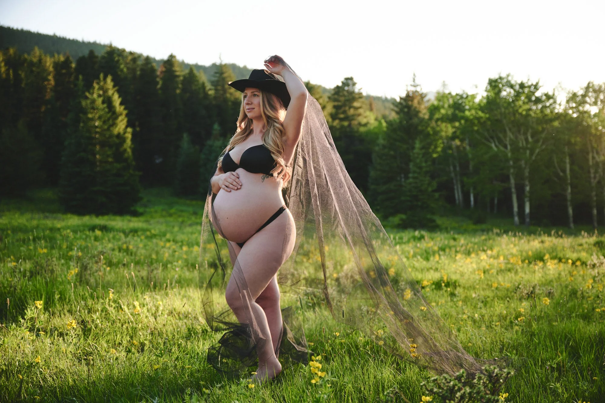 Mindy during her summer maternity session in Colorado.