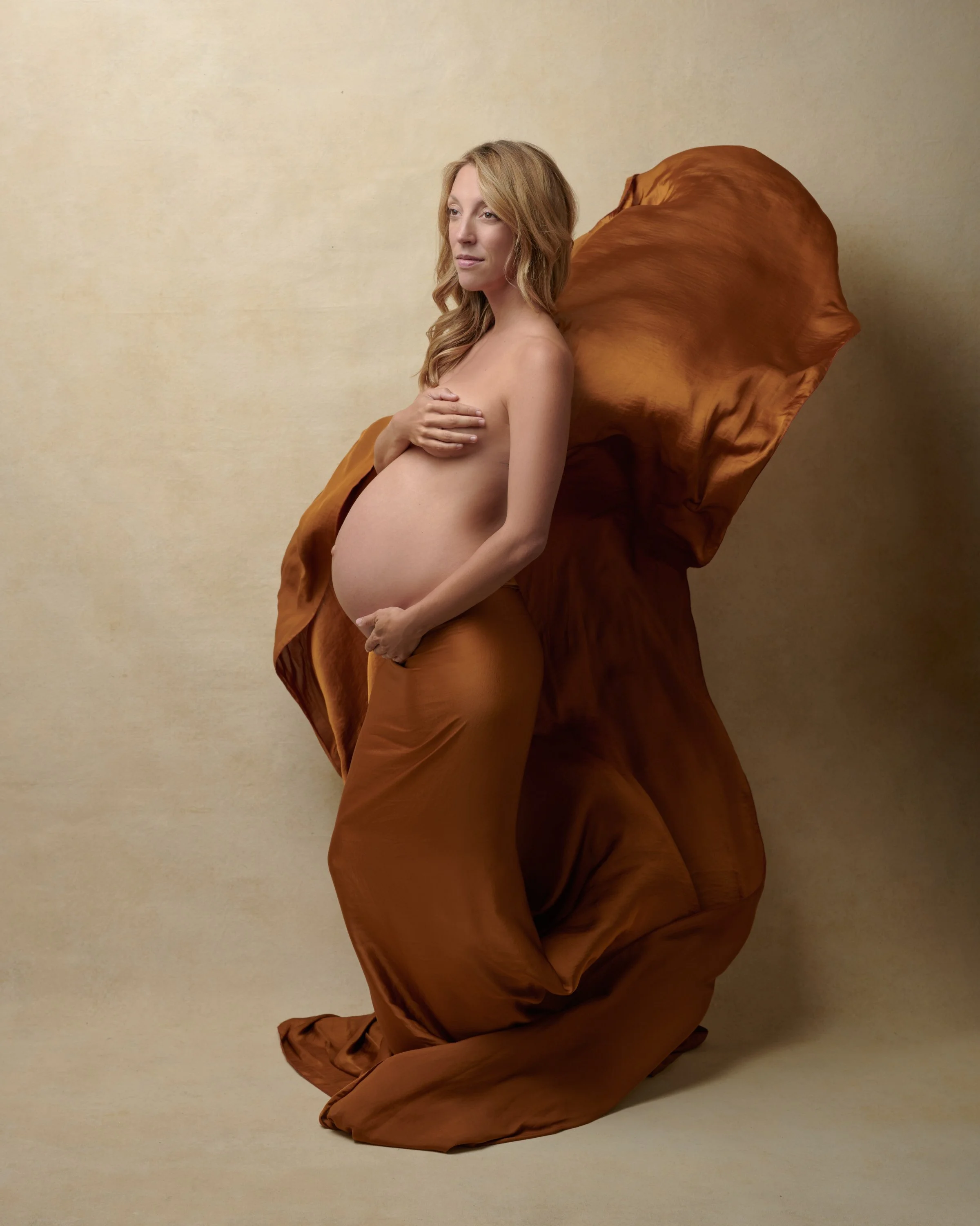 LillySkolnikStudioMaternity-220618-36.jpg