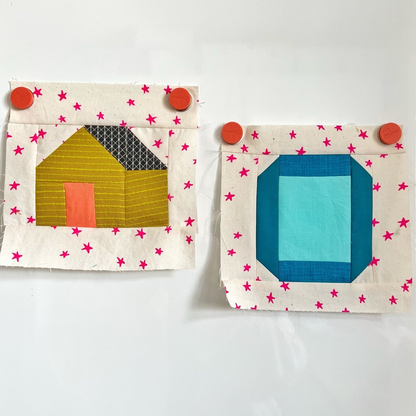 I had fun with the last 2 weeks blocks of the @arteastquiltingco&rsquo;s mini block sampler. 

I couldn&rsquo;t resist making a yellow house with a coral door. Using stripes let me play with perspective a bit. I don&rsquo;t think I nailed the perspec