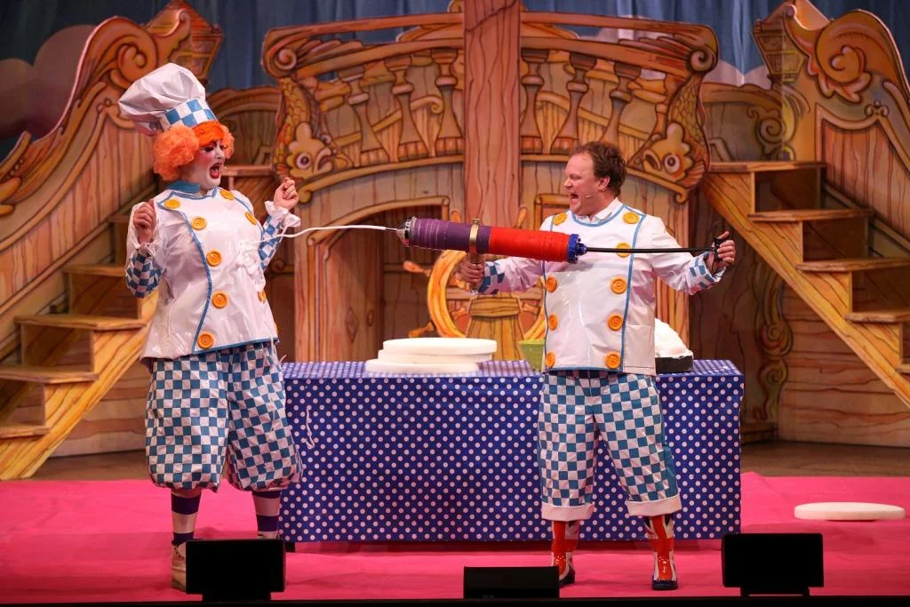 Dick Whittington, Reading is open.