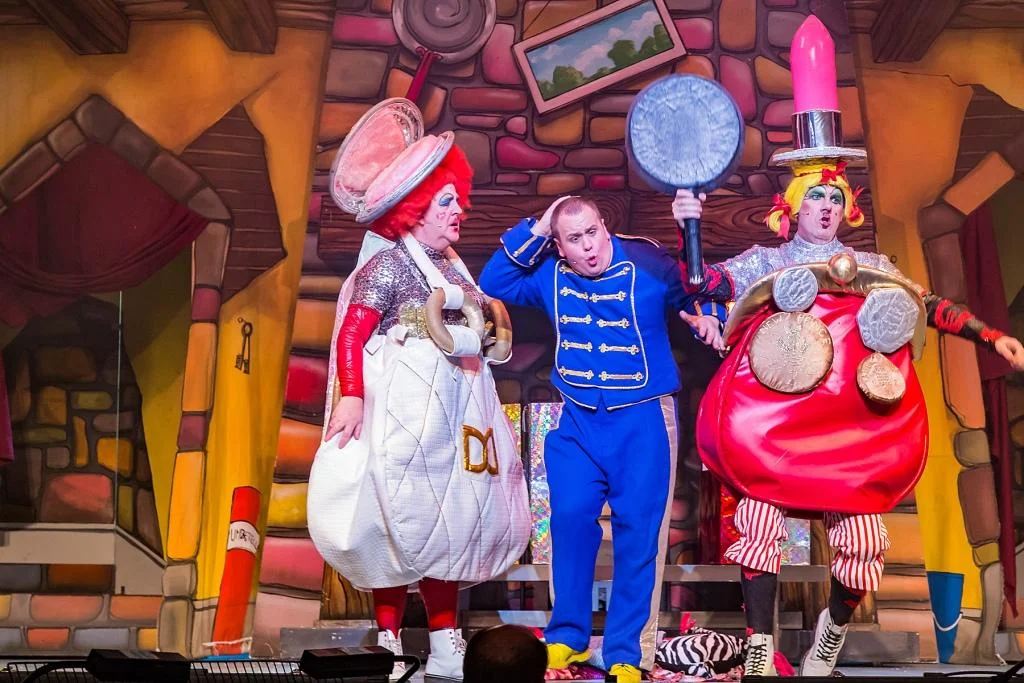 Cinderella, Halifax is open — Imagine Theatre