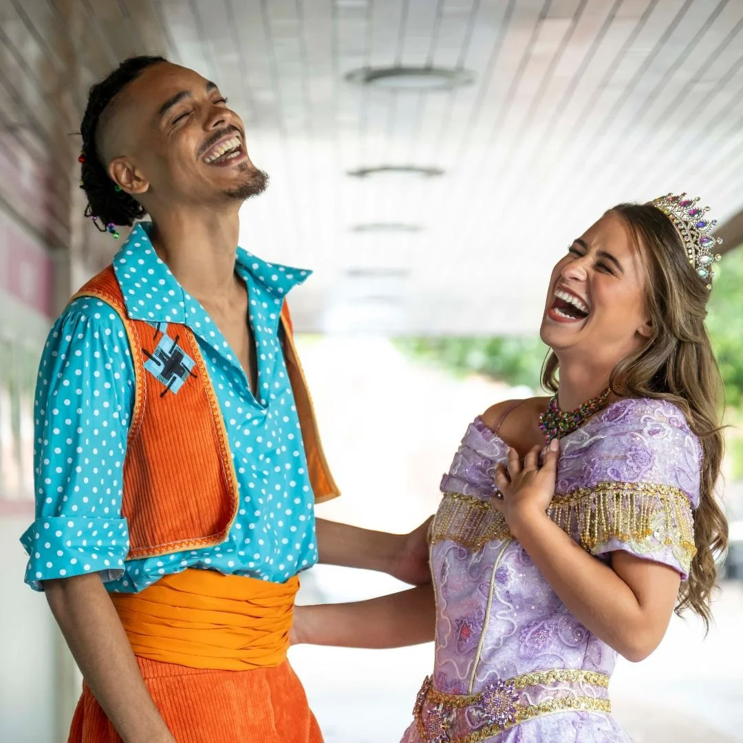 Time for a little Friday fun with some more behind the scenes pics from Imagine’s 2025 photoshoots. We hope your weekend is full of laughter and sparkles – just like any good panto!
#panto #weekendvibes #behindthescenes #theatrephotograph
