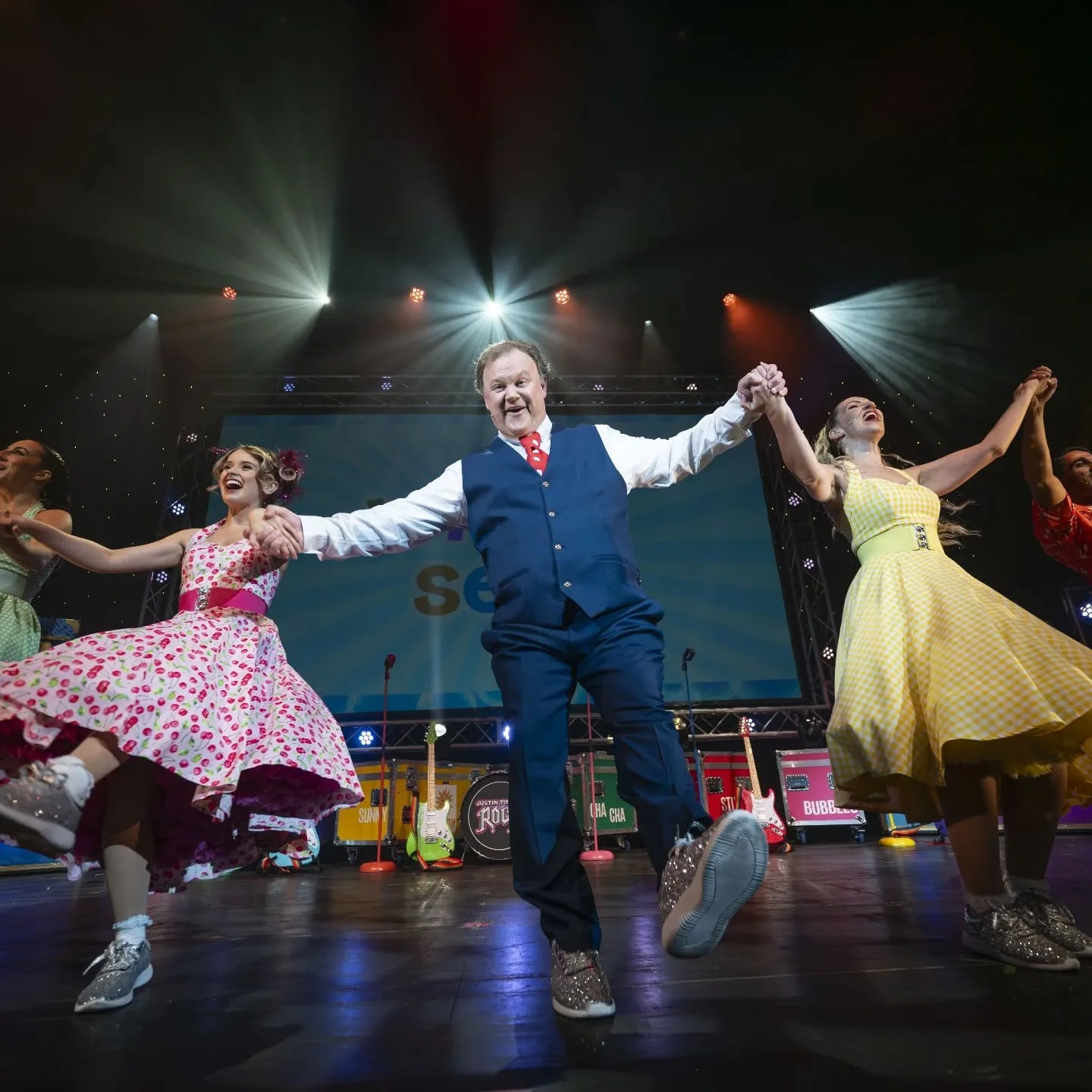 Justin Time to Rock is now open and we have been thrilled to receive a fabulous first review from The Metro. We will be sharing some more pics from the production in the next few days so keep your eyes peeled.