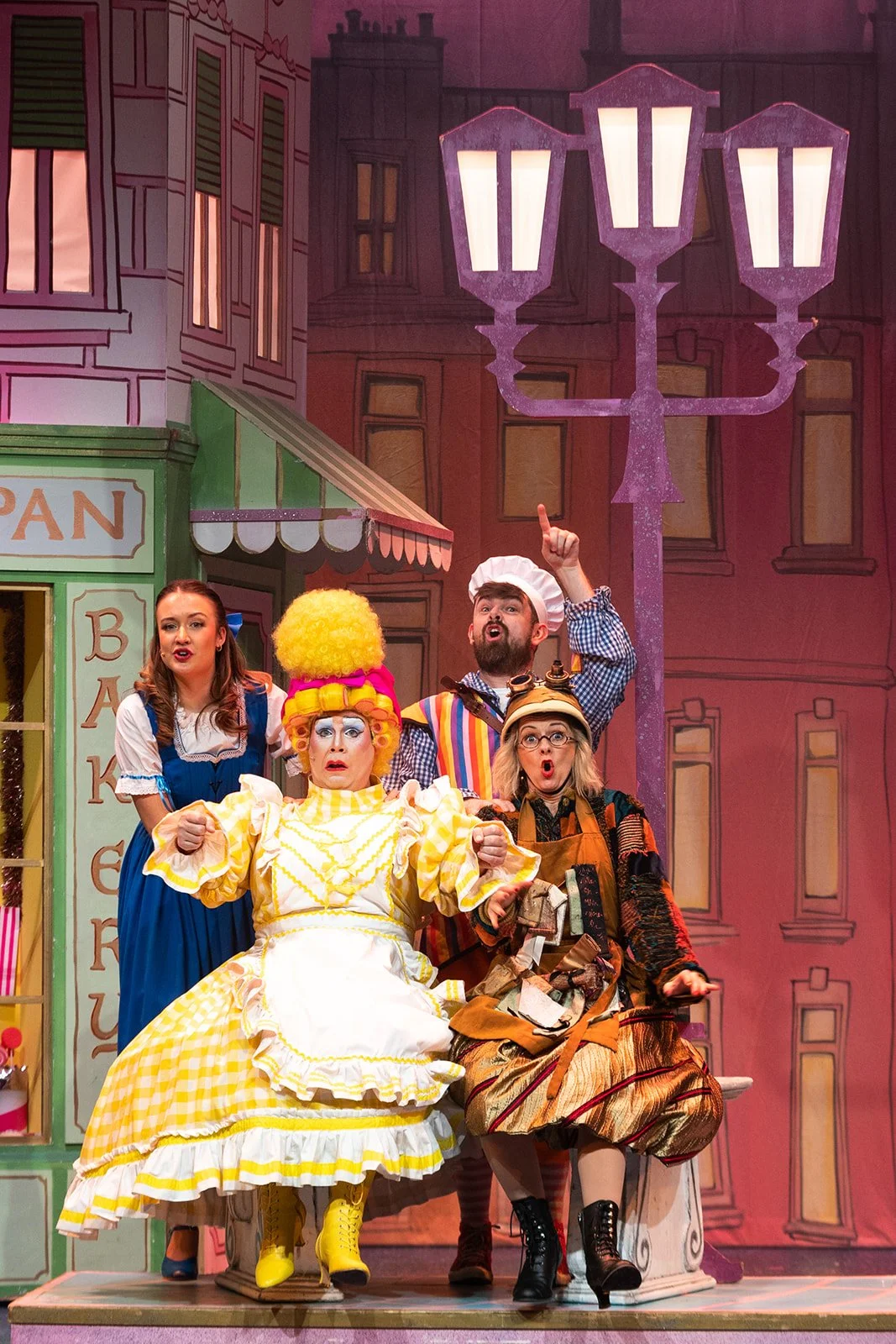 beauty-and-the-beast-beam-theatre-hertford-2025-26-1515_websize.jpg