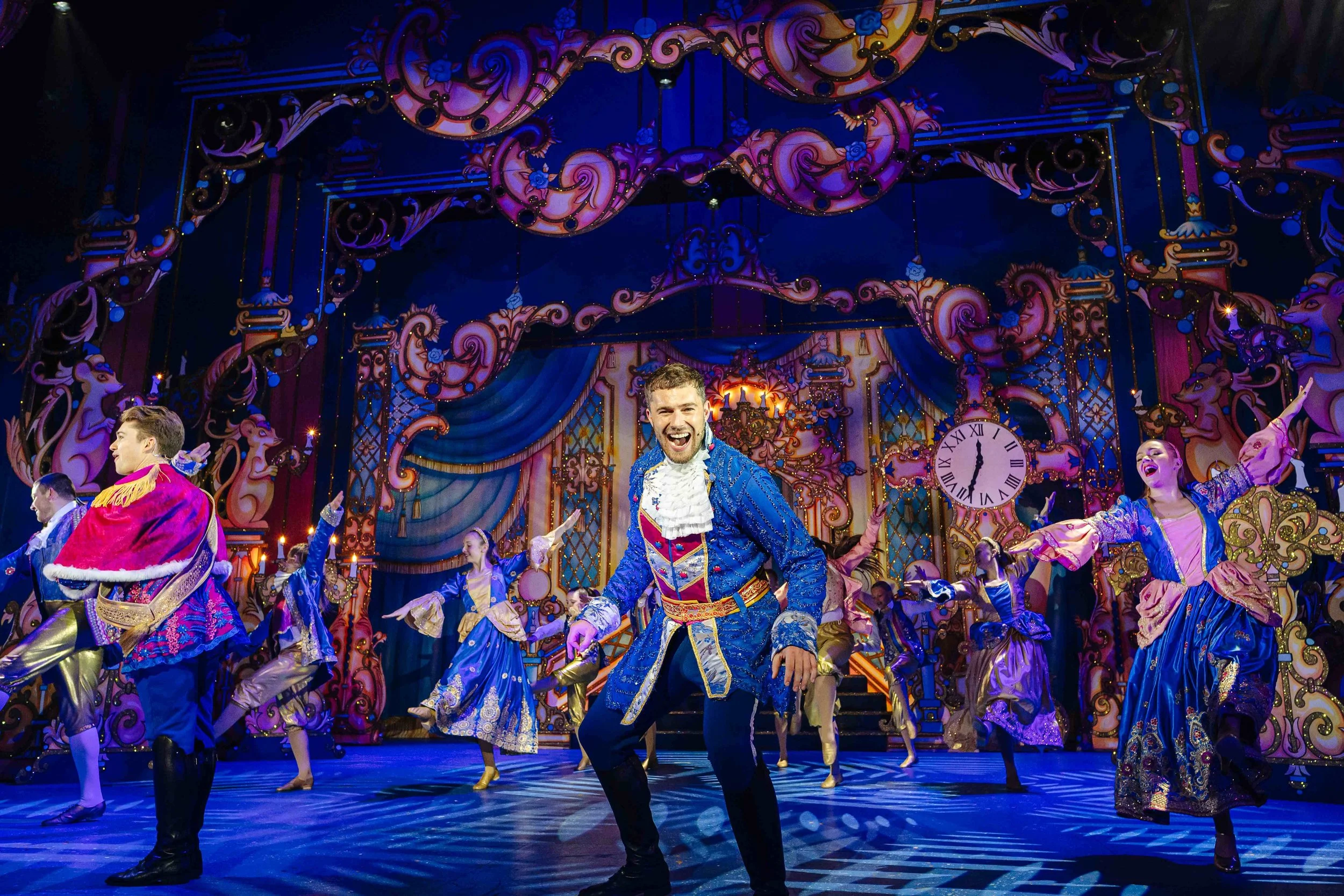 WWP-Venue Cymru_Cinderella 2025 11-12-2025 193.jpg