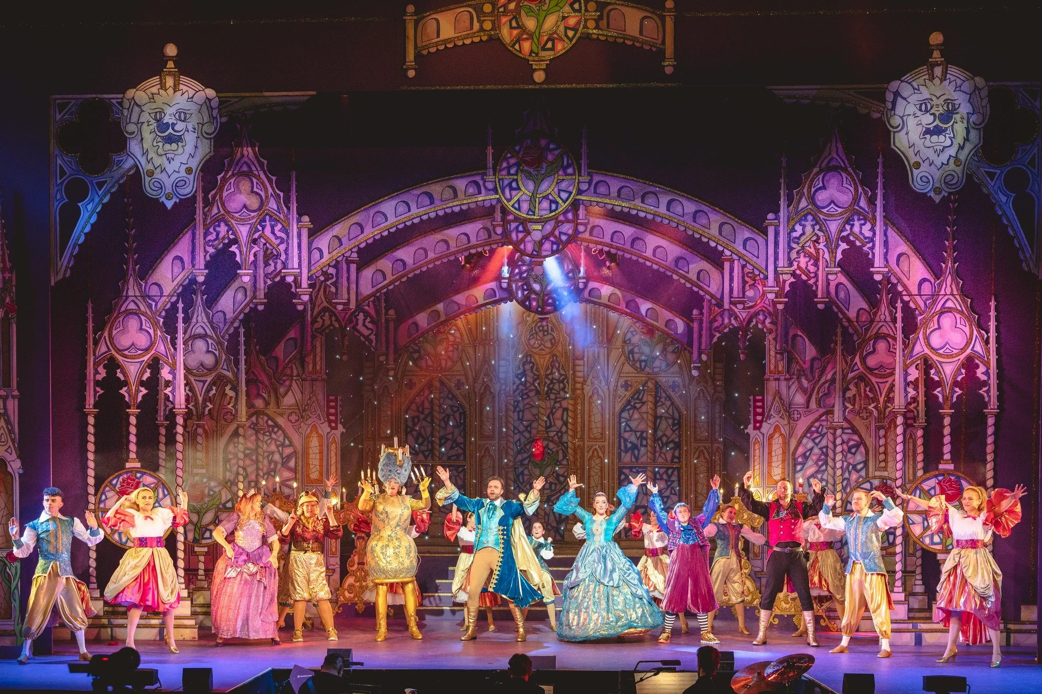 All enchanted tales must come to an end and the curtain is about to rise for the final time on Beauty and the Beast at the Victoria Theatre, Halifax&hellip; but what a season! Thanks to everyone involved in creating this magical pantomime.

Photo: An