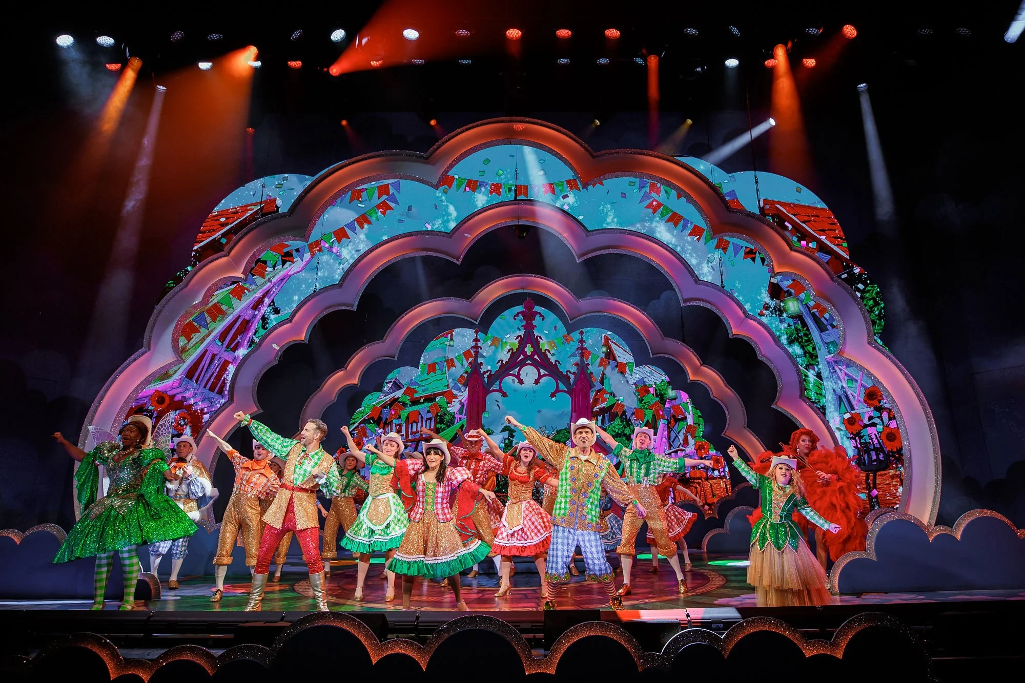 Jack may have reached the top of the beanstalk, but our gratitude is sky-high! Jack and the Beanstalk has closed at Wycombe Swan&mdash;thank you to everyone who made this panto a &lsquo;giant&rsquo; festive treat.

Photo: Matt Martin

@wycombeswan