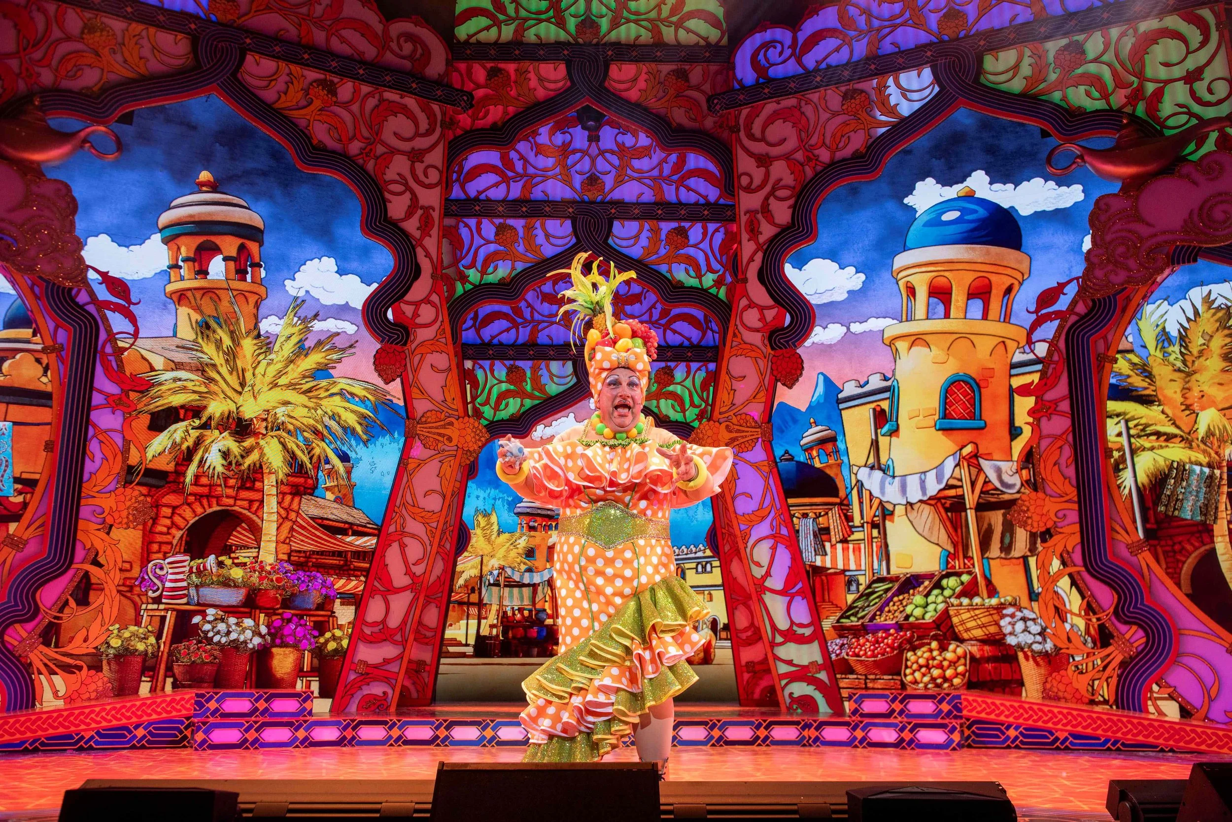 041225_Aladdin_Panto_Swansea_Grand_Theatre_091.jpg