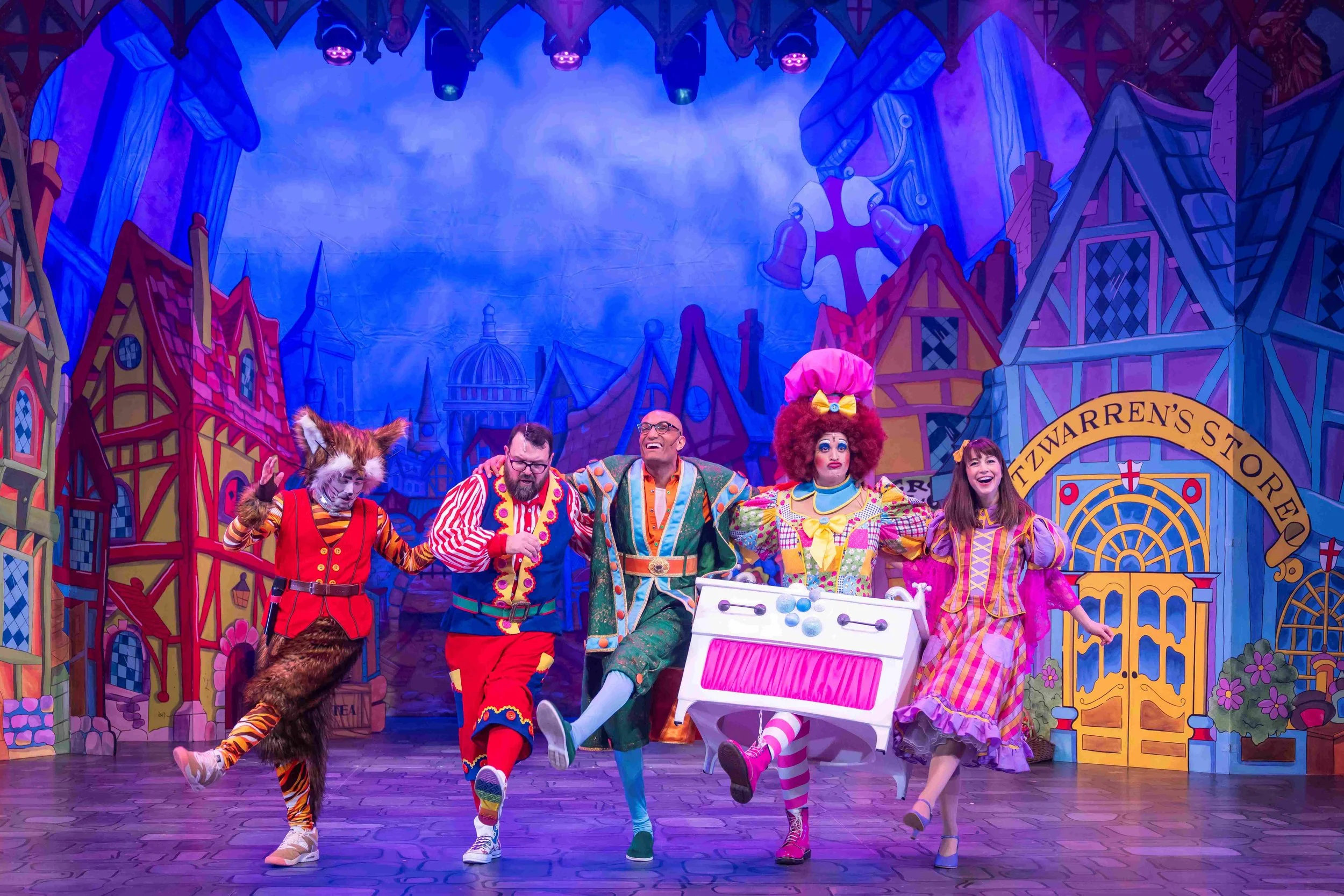 Dick Whittington - De Montfort Hall-828475.jpg