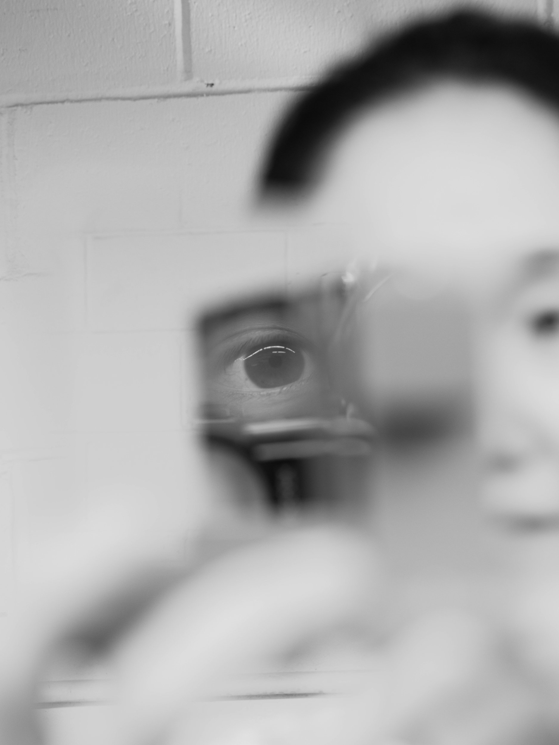 see-zeen_019_Zhu Gaocanyue-The_South_Is_Infinite_Yet_Finite-07.jpg