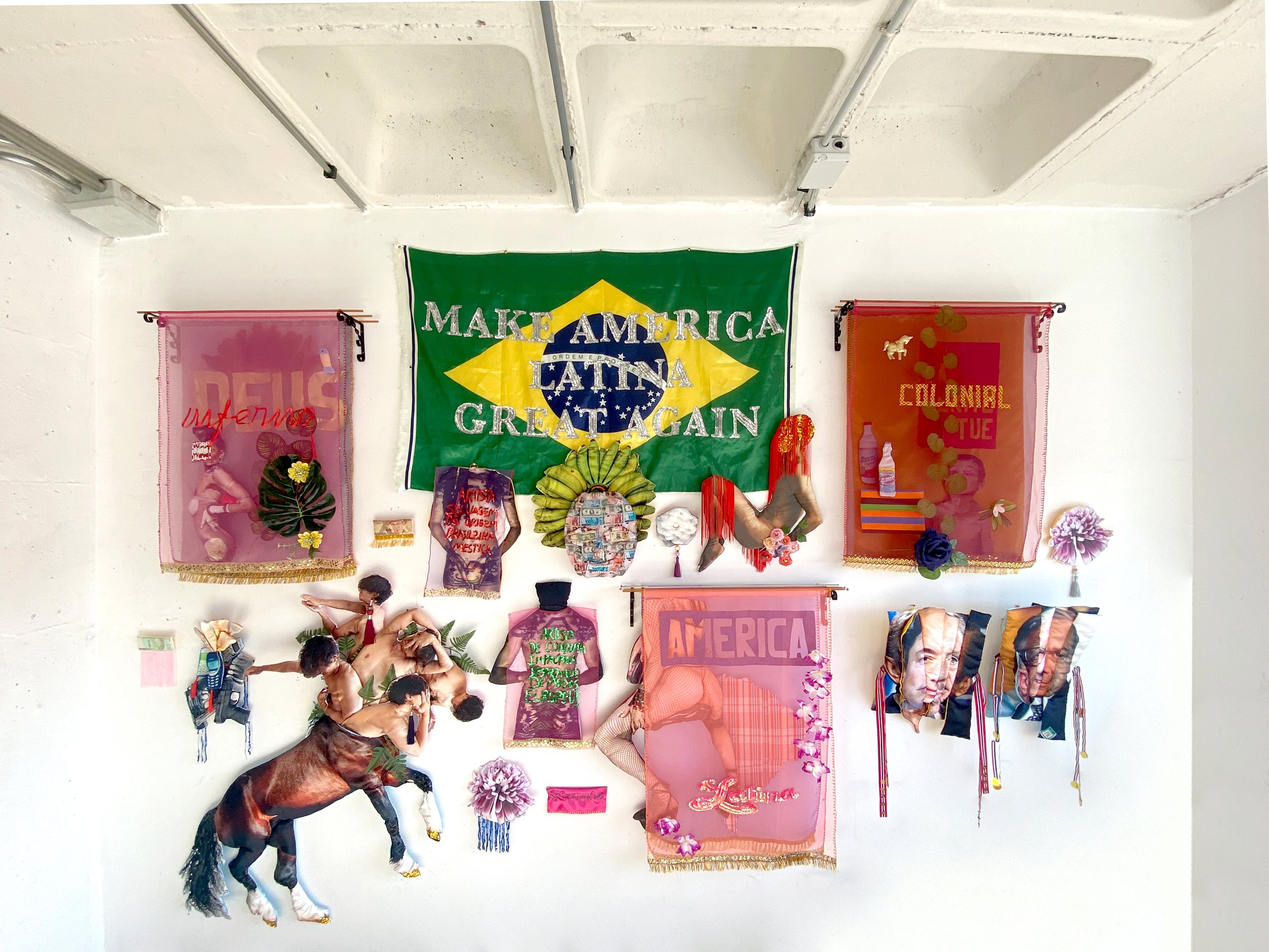see-zeen_018-Shinji-Nagabe-parededioramas.jpg